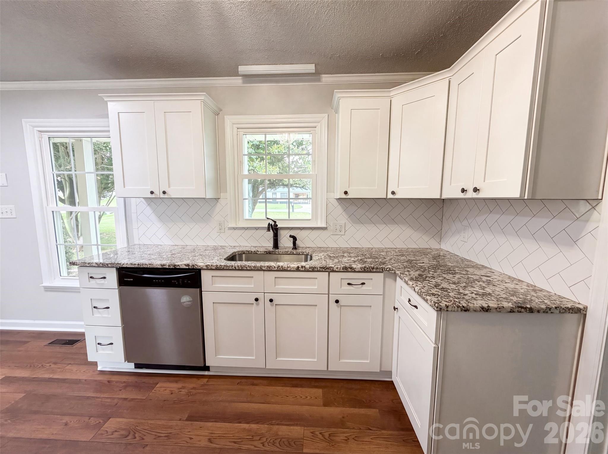 507 Texas Trail Property Photo 9