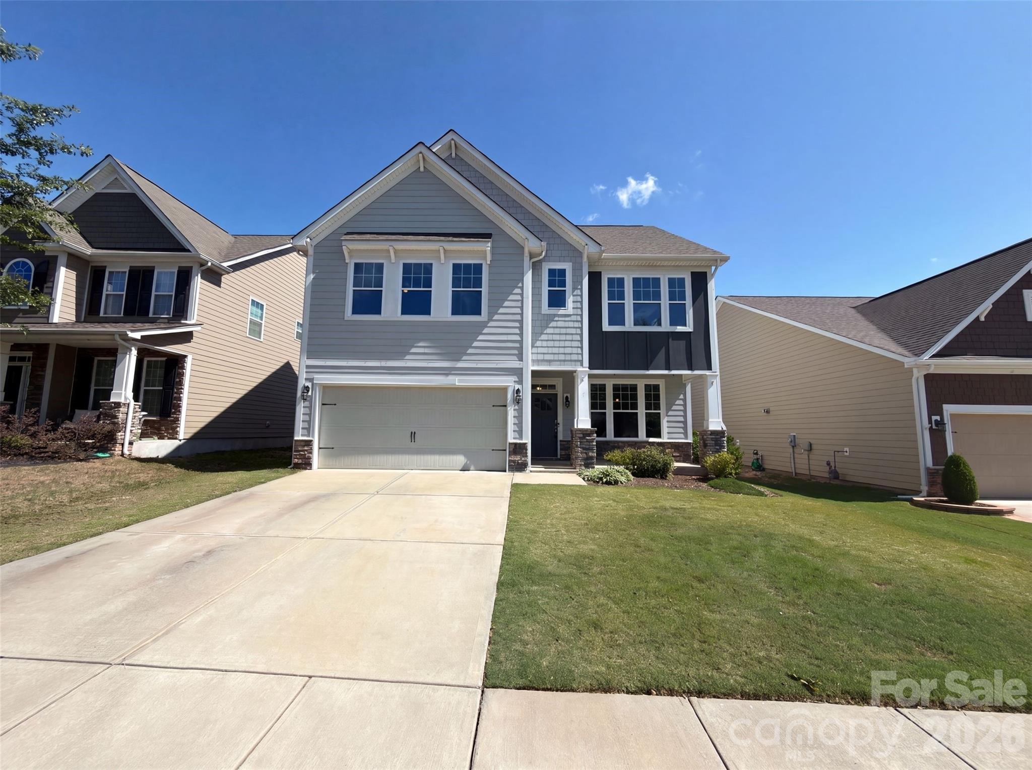7020 Chrysanthemum Road Property Photo 1