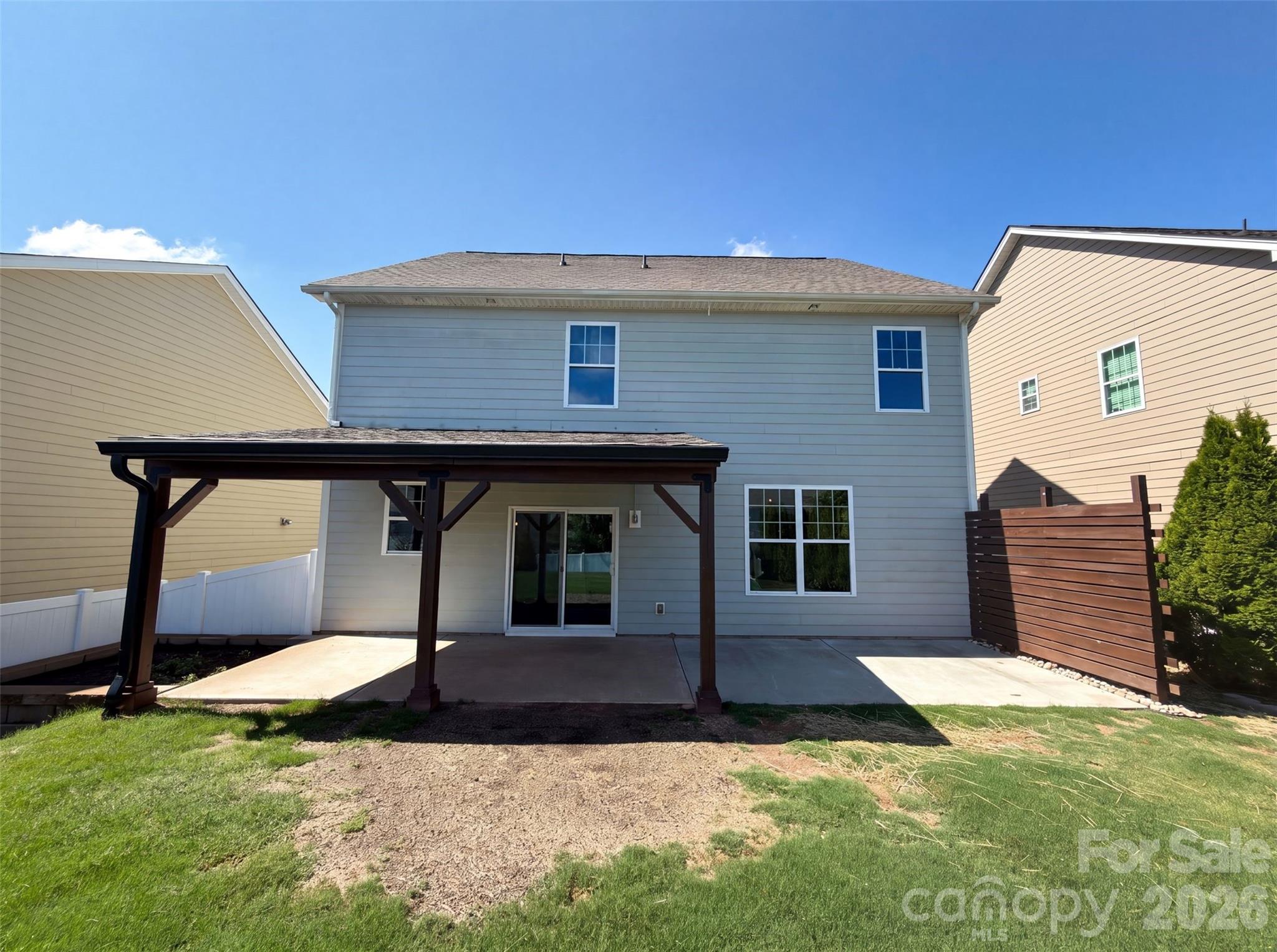 7020 Chrysanthemum Road Property Photo 5