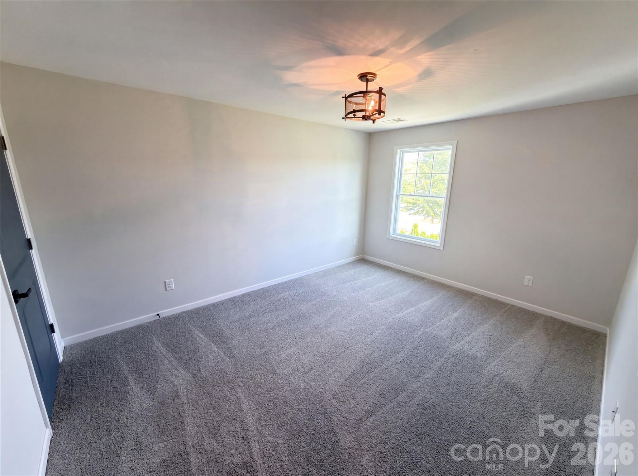 7020 Chrysanthemum Road Property Photo 10