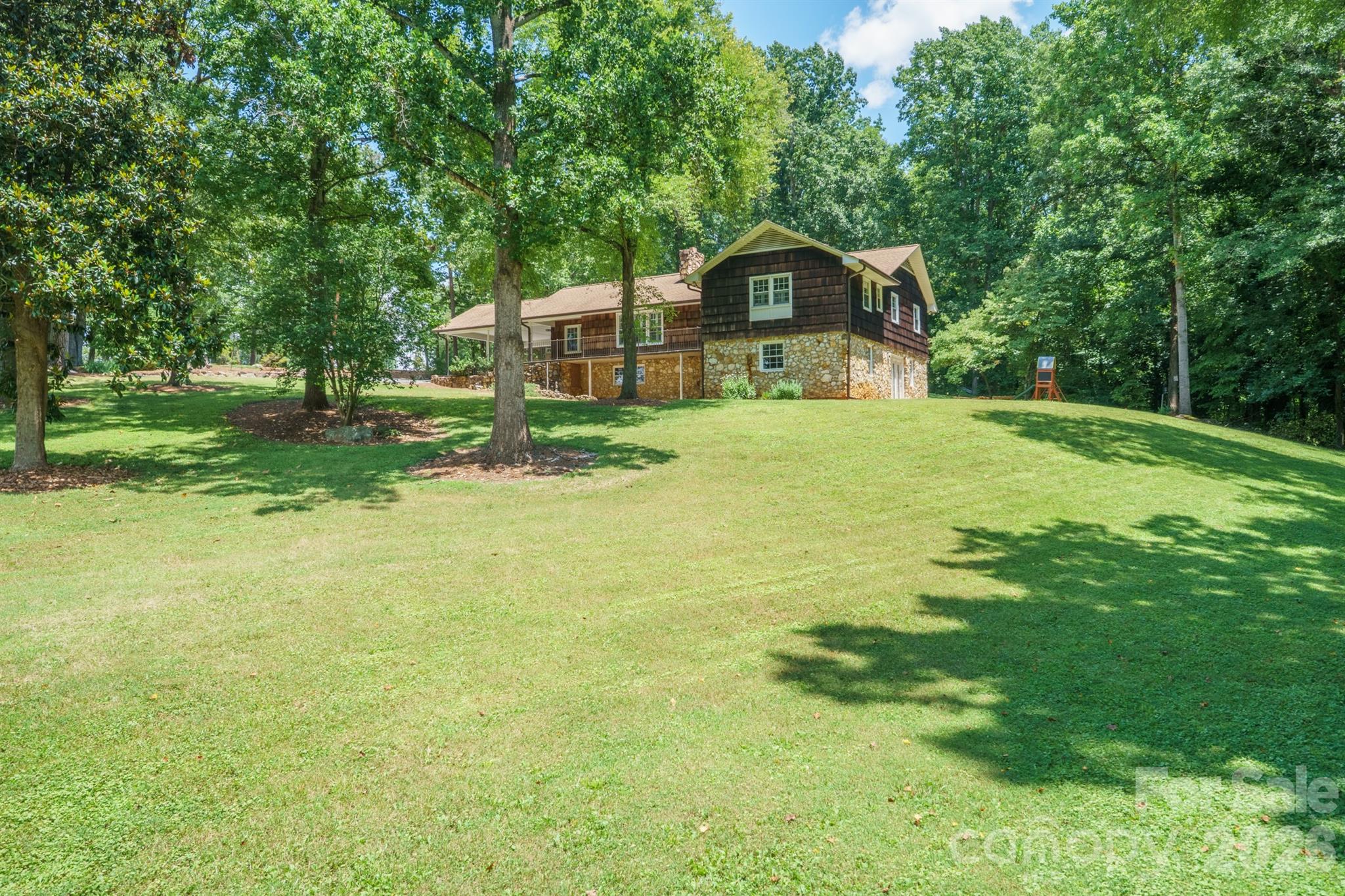 229 Rocky Lane Property Photo 2