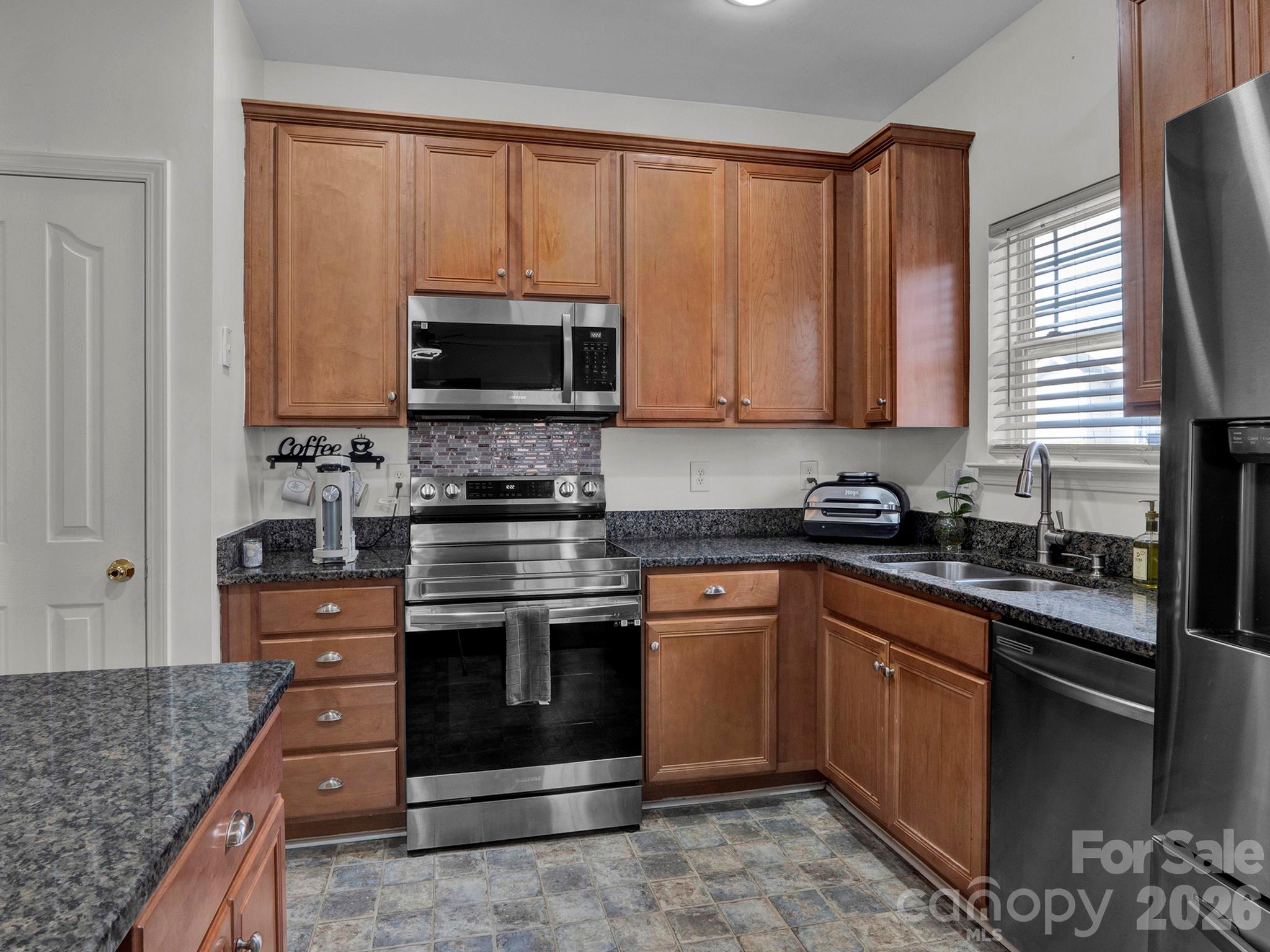 5912 Almond Road Property Photo 31