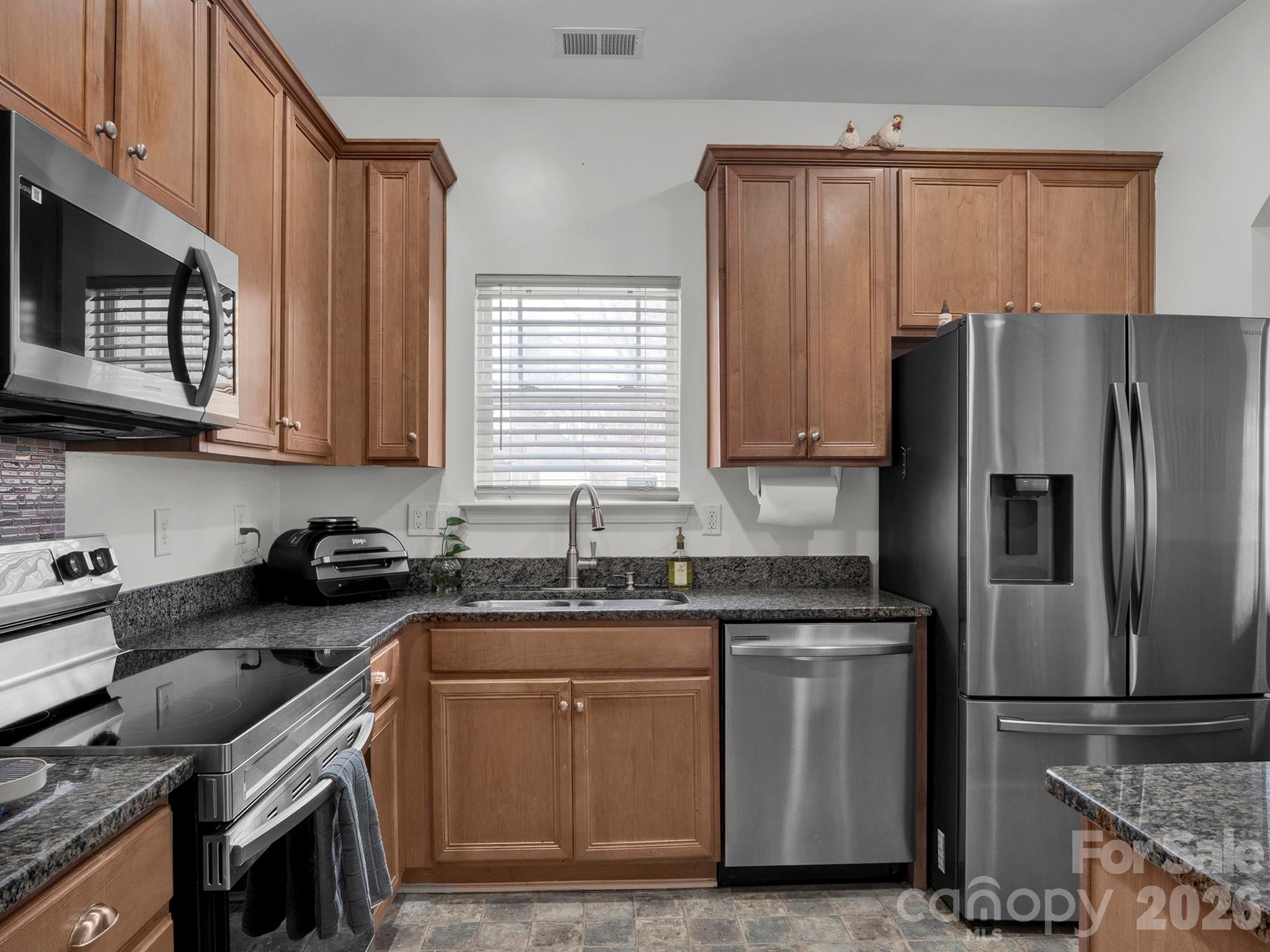 5912 Almond Road Property Photo 33