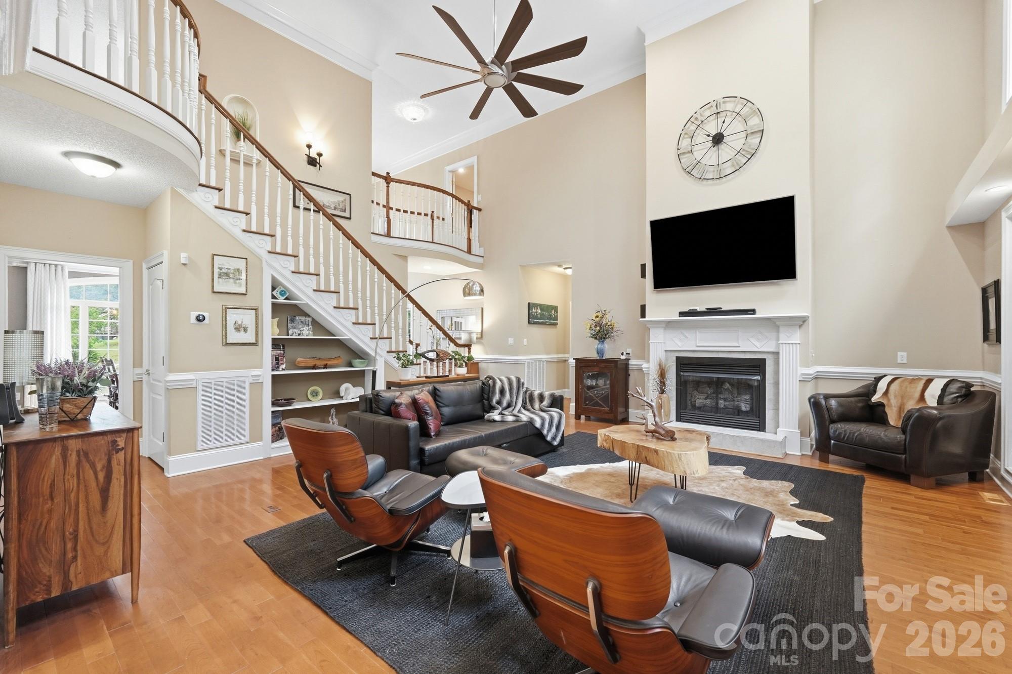 1220 Grun Augen Drive Property Photo 8
