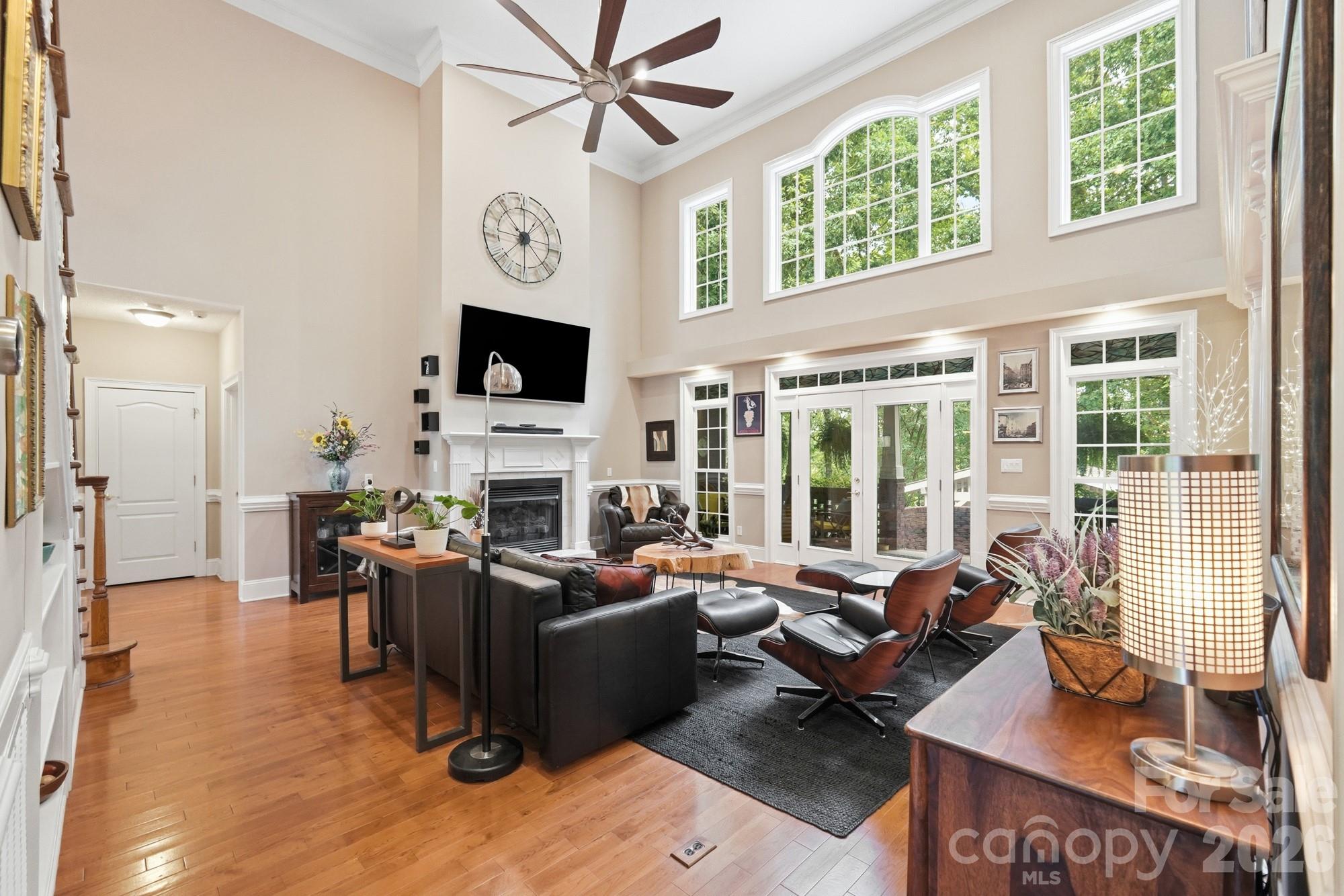 1220 Grun Augen Drive Property Photo 10