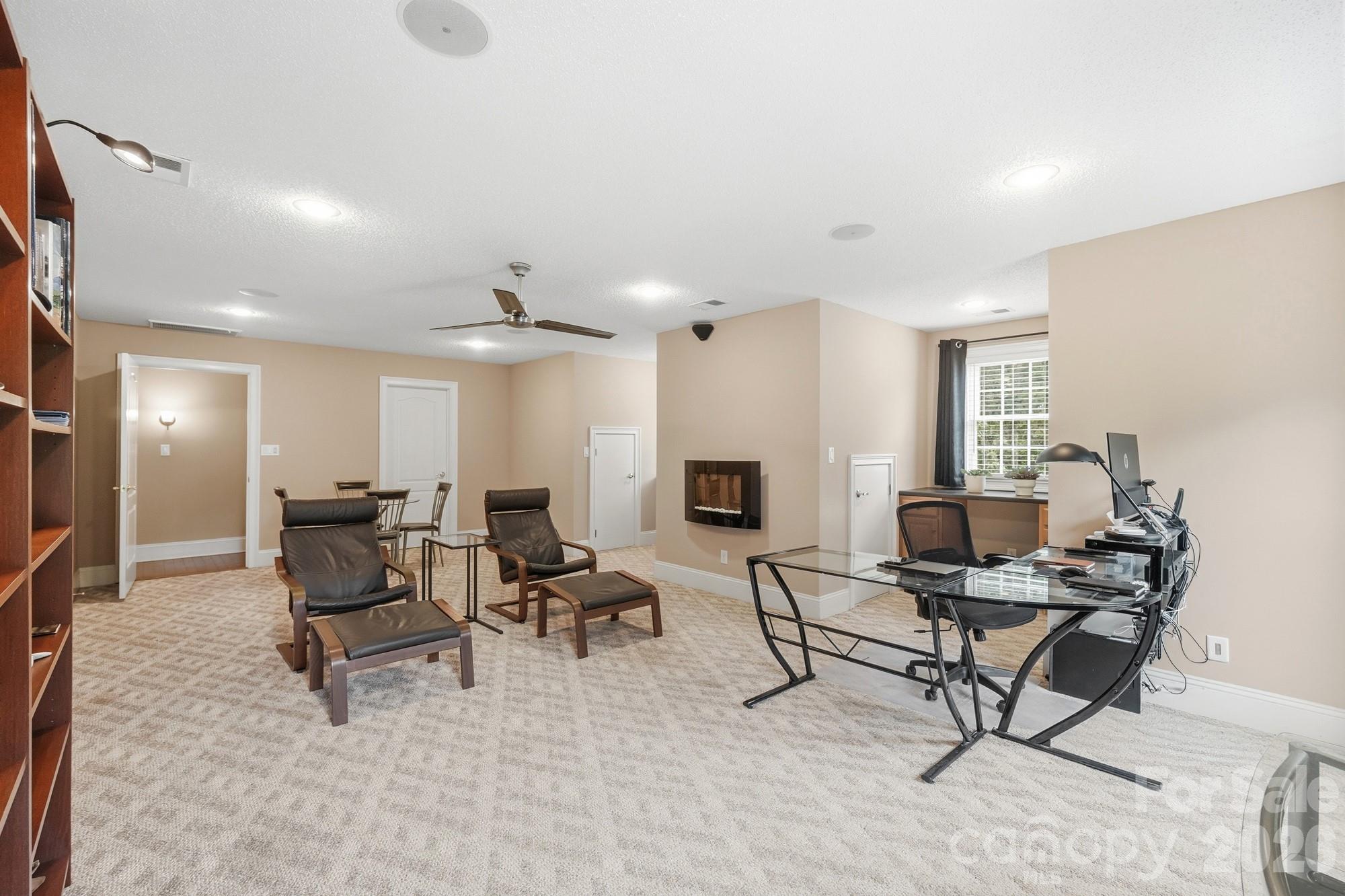 1220 Grun Augen Drive Property Photo 37