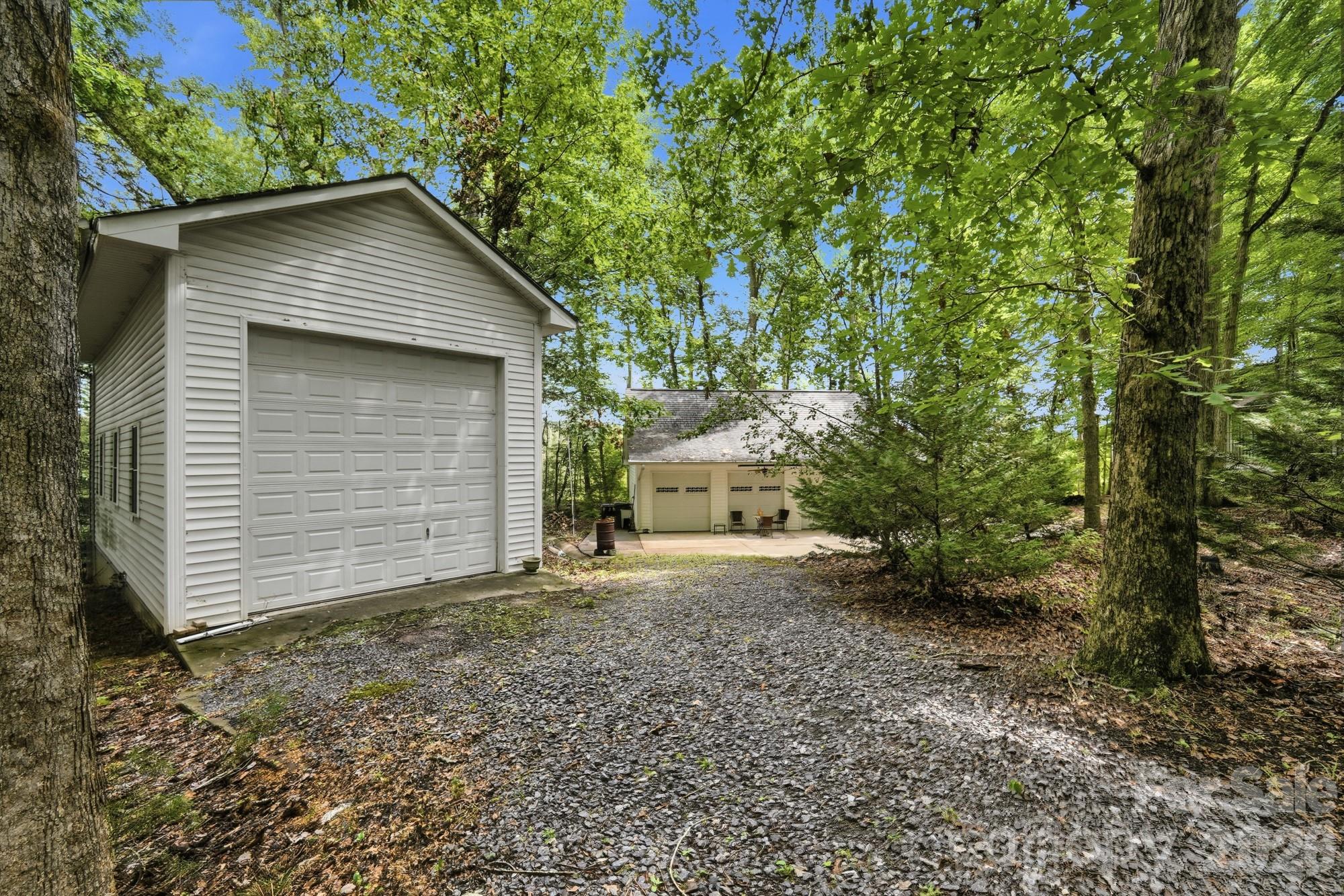 1220 Grun Augen Drive Property Photo 47