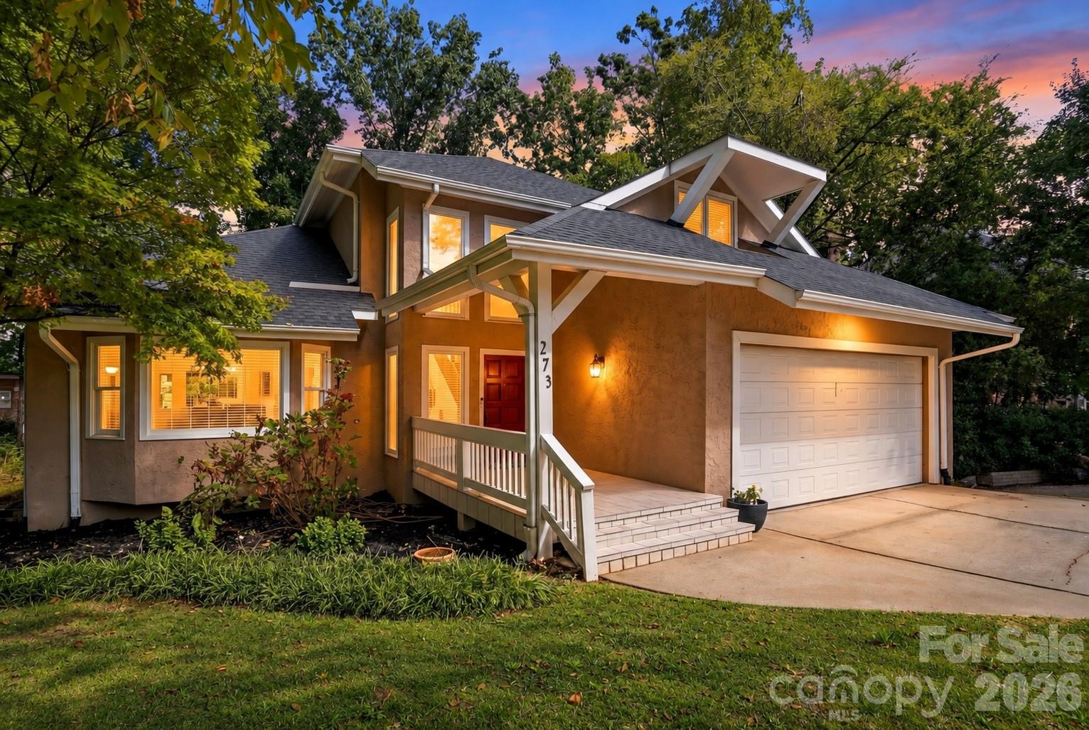 273 S Downs Way Property Photo 1