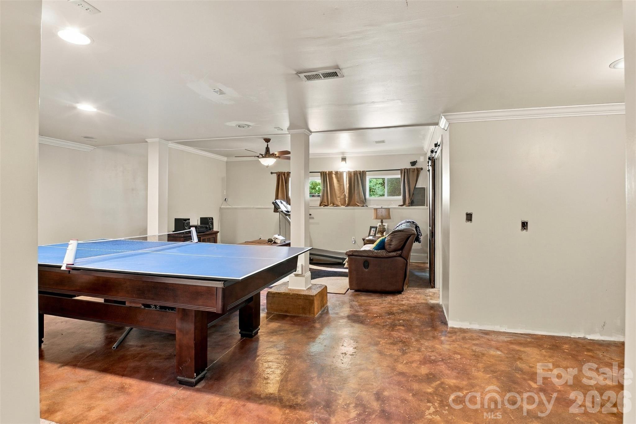 273 S Downs Way Property Photo 35