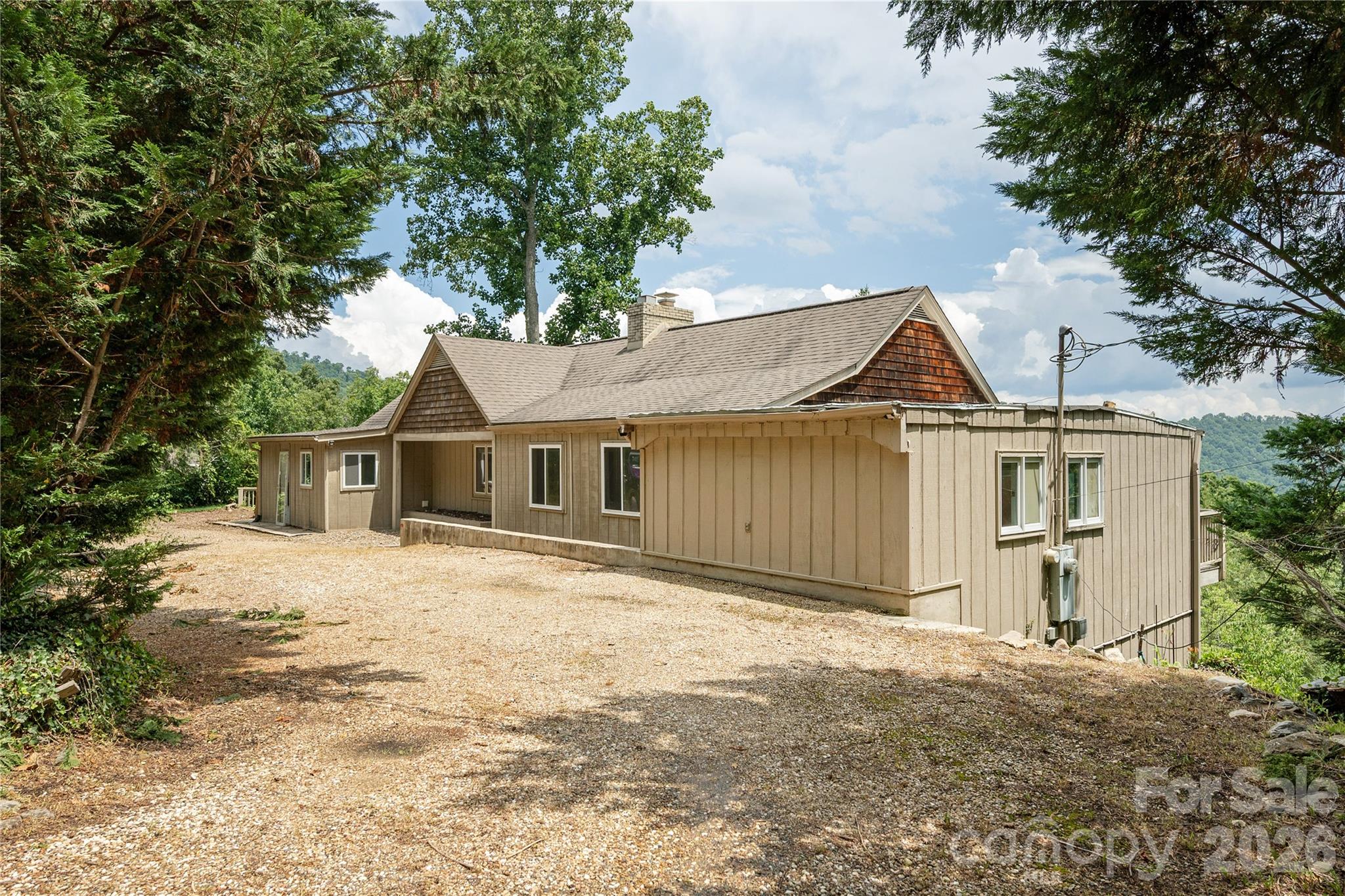 811 Town Mountain Road Property Photo 22