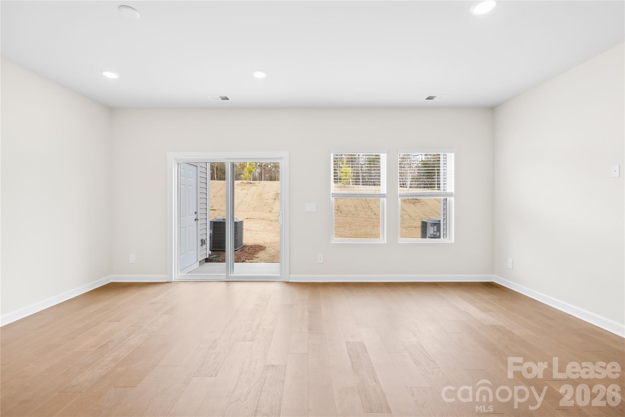 4401049 Property Photo 7