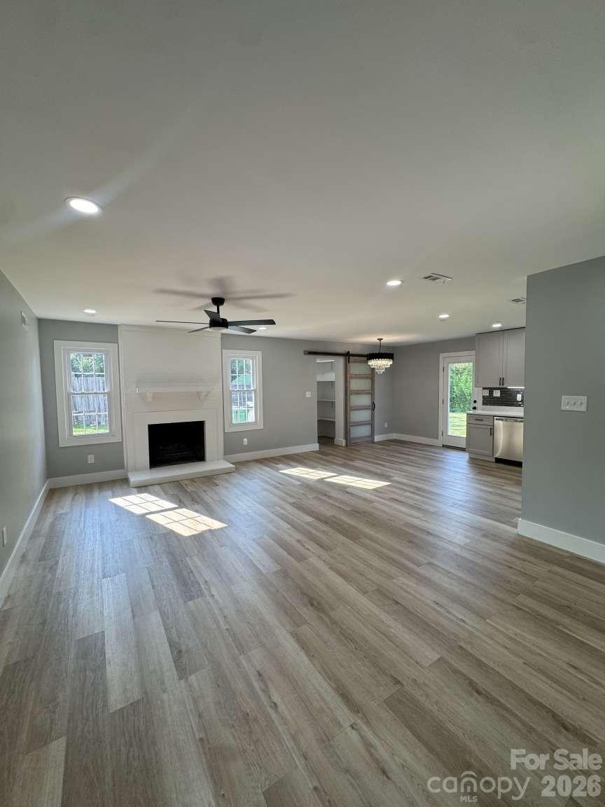 9113 Darius Court Property Photo 8