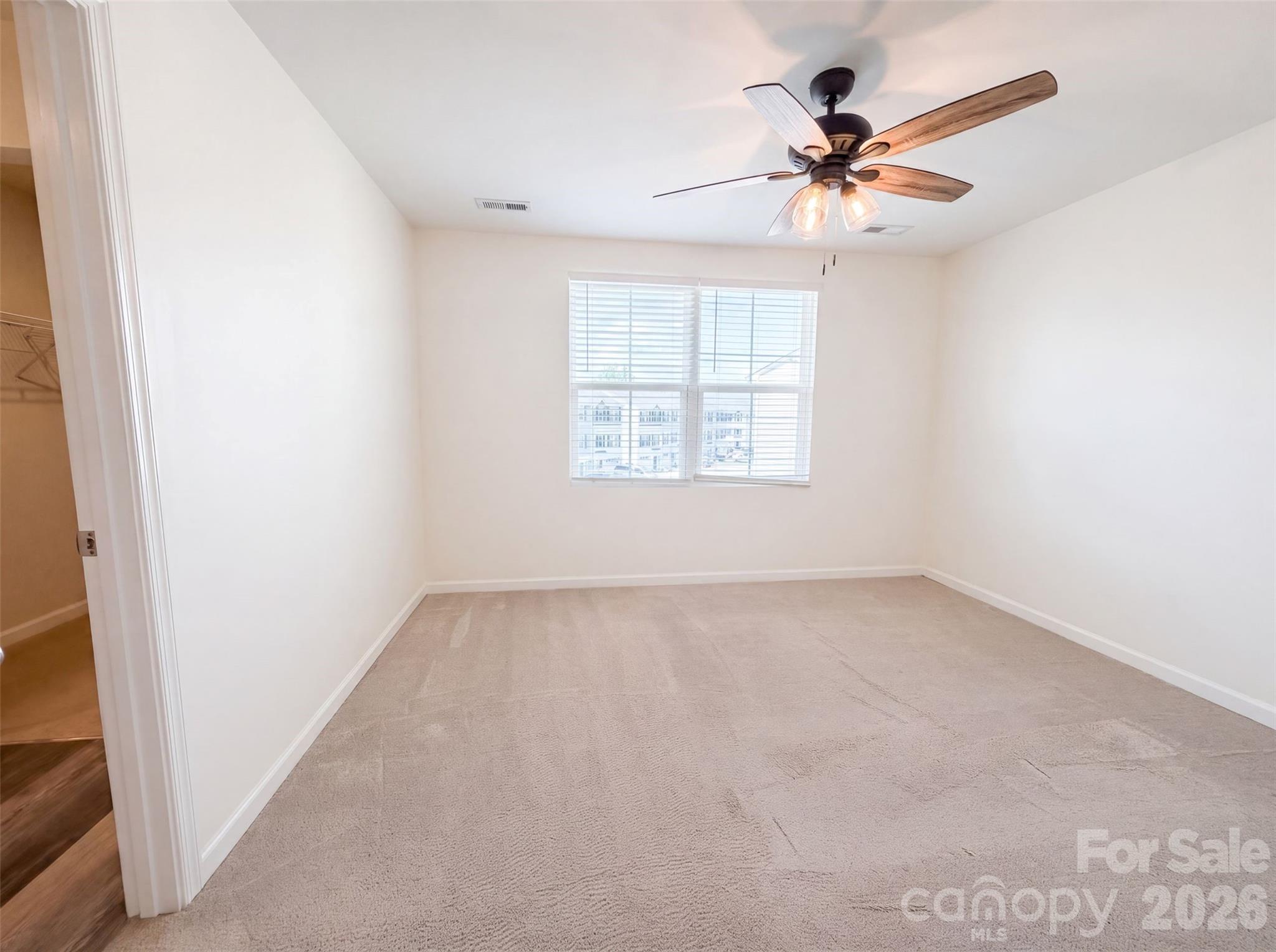 923 Taybyn Road Property Photo 7