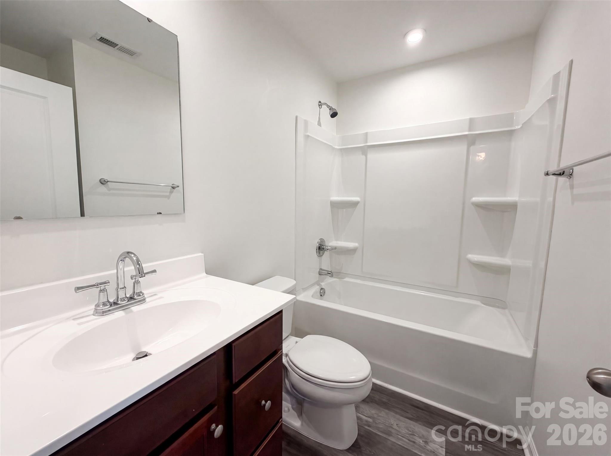 923 Taybyn Road Property Photo 8