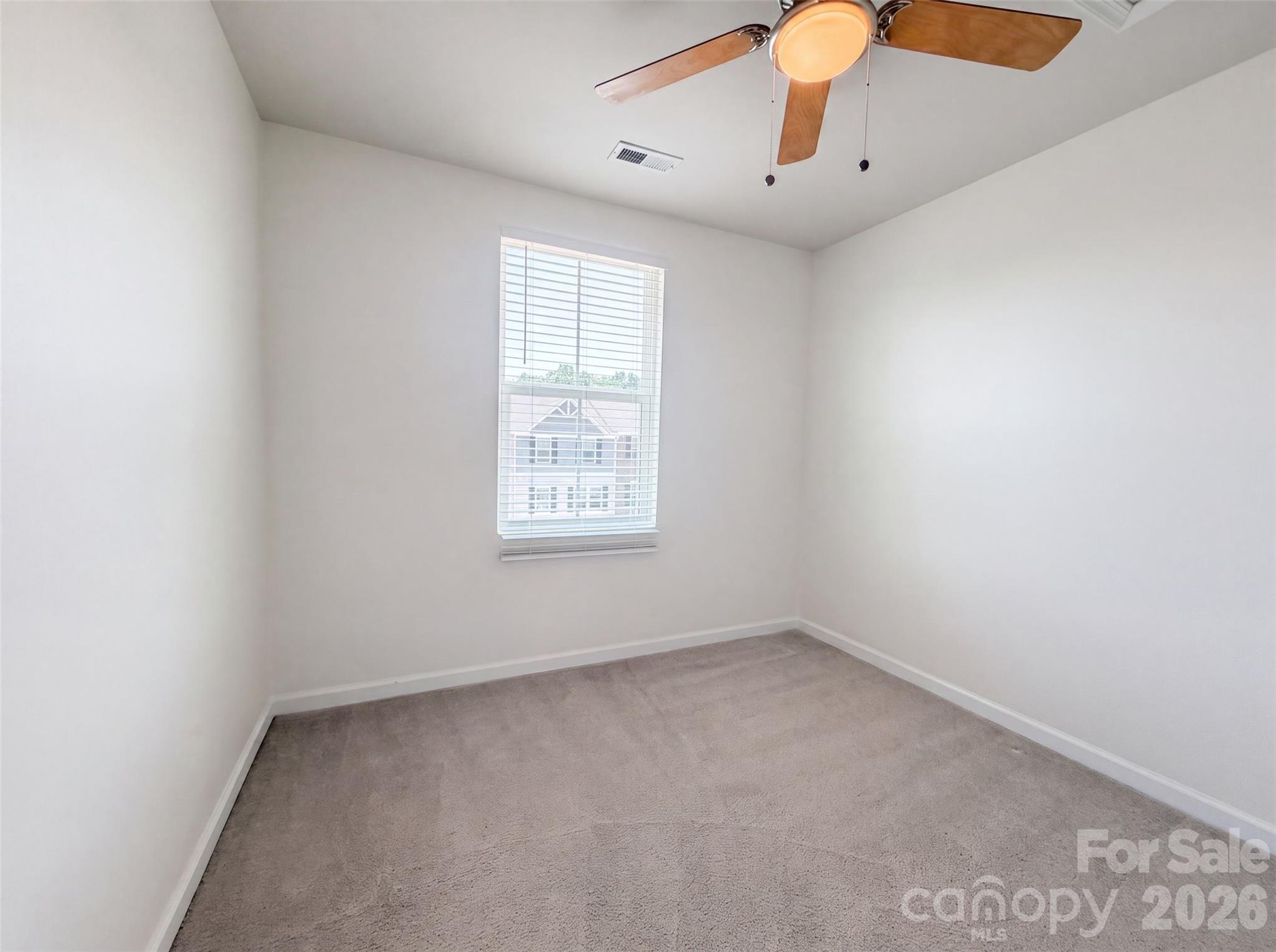 923 Taybyn Road Property Photo 9