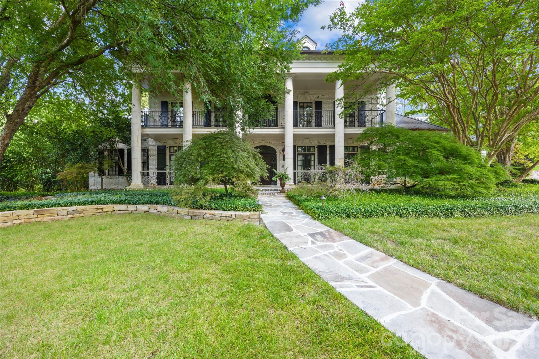4523 Fox Brook Lane Property Photo 1