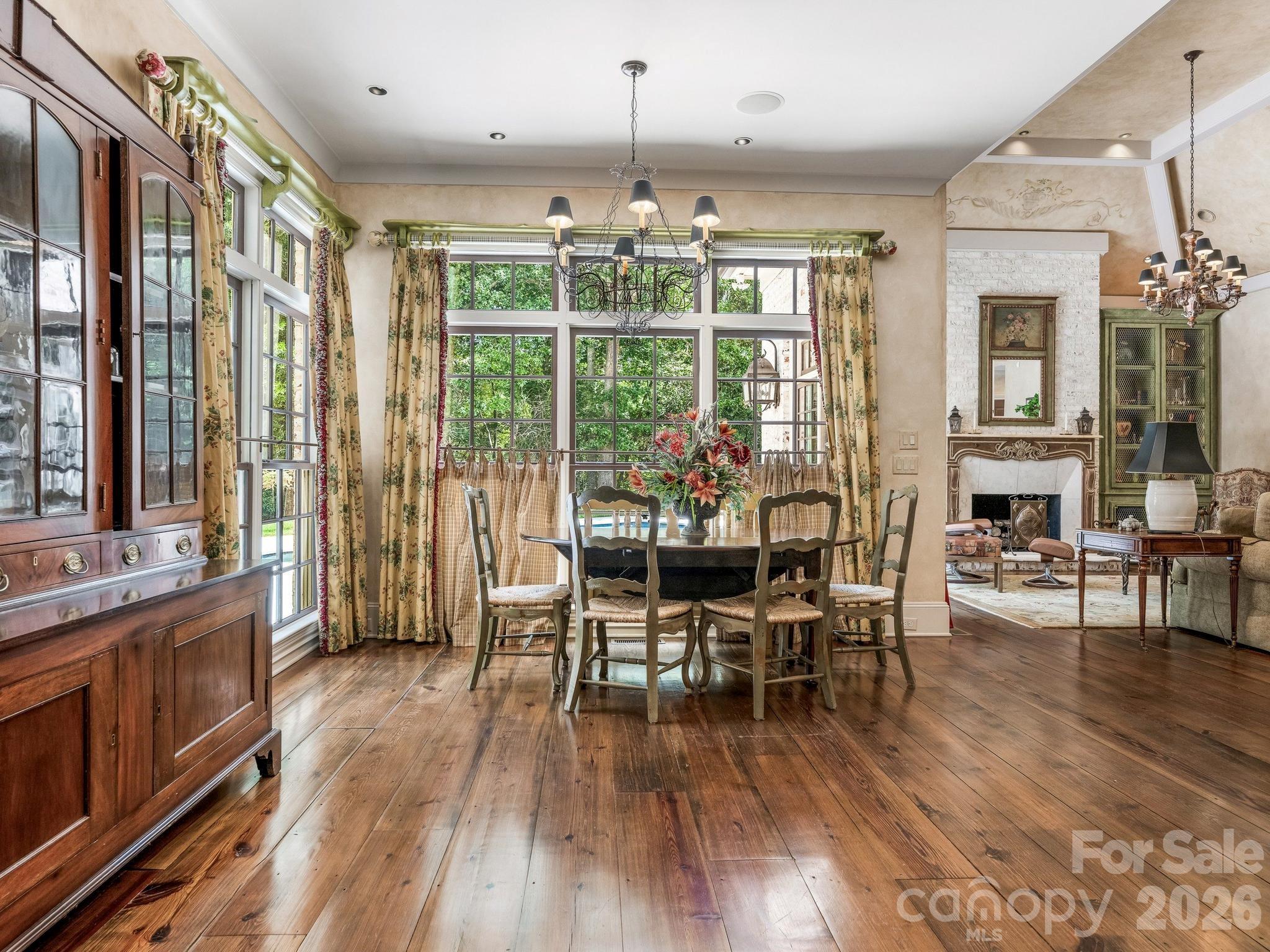 4523 Fox Brook Lane Property Photo 16