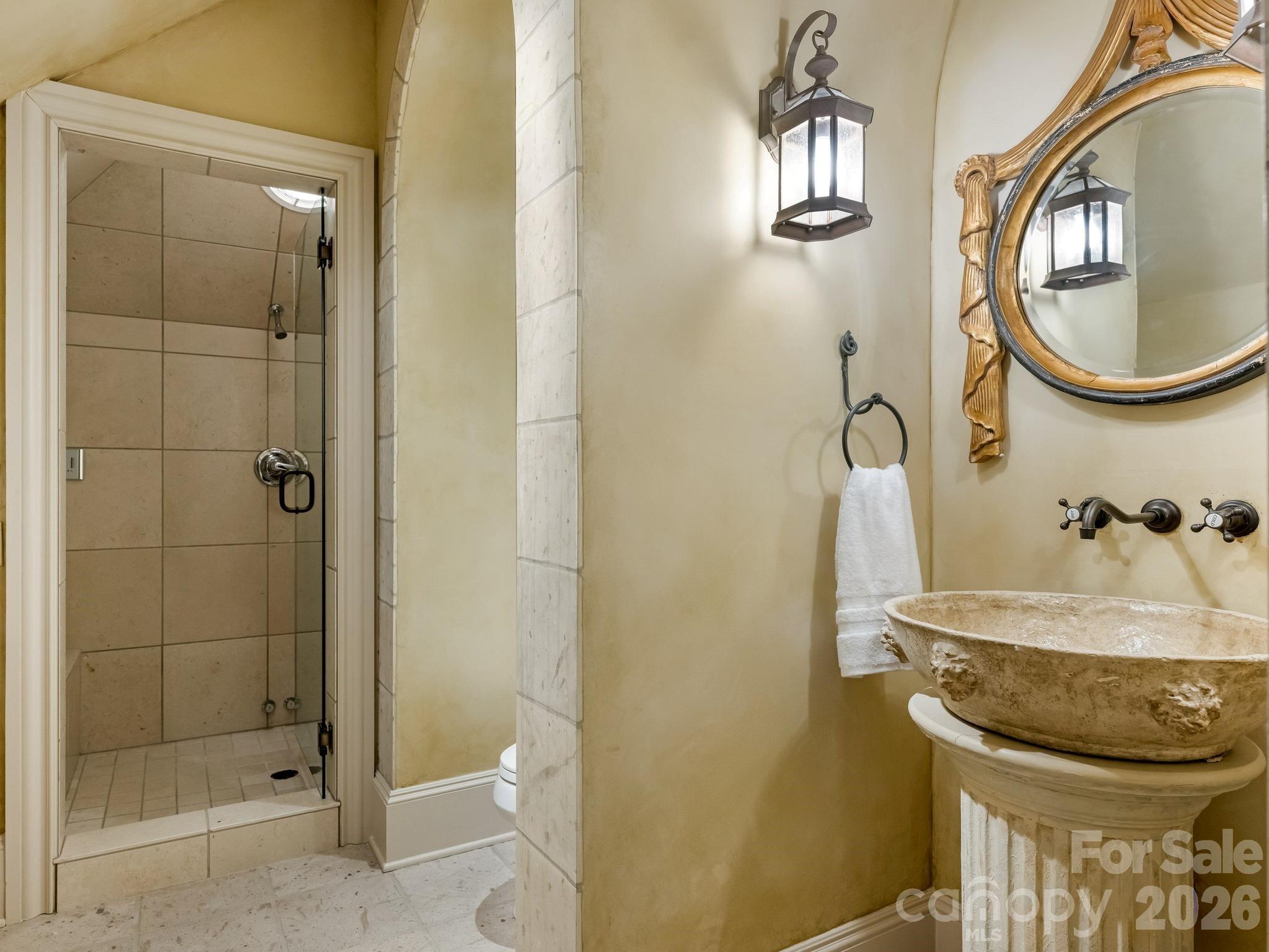 4523 Fox Brook Lane Property Photo 38