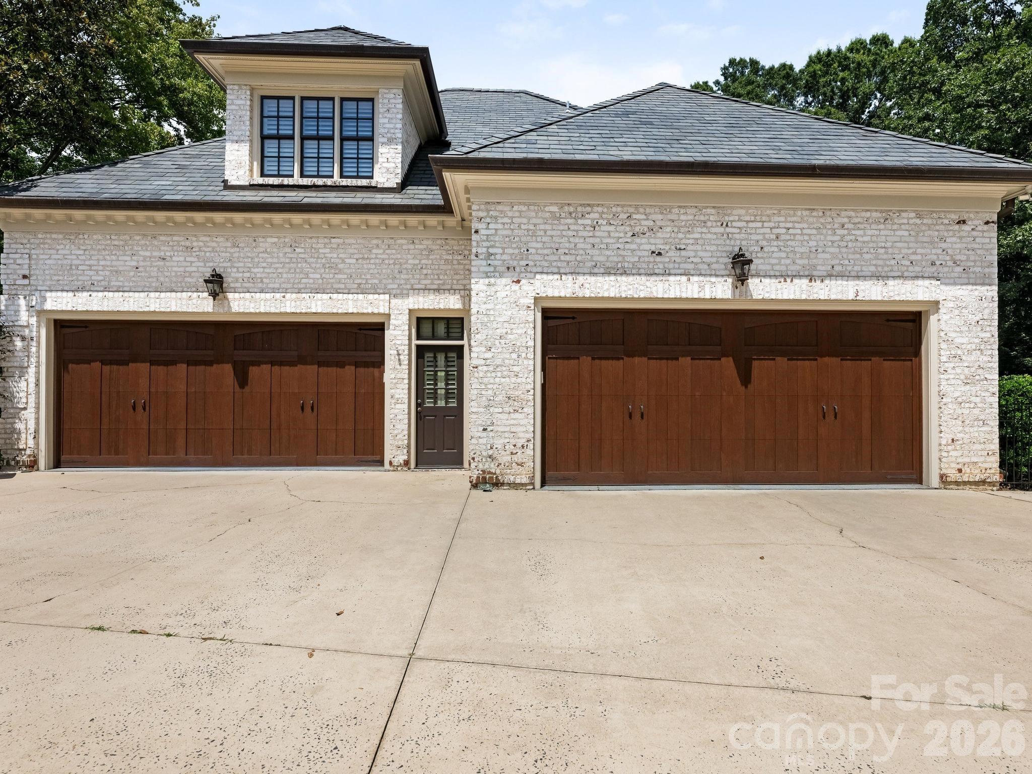 4523 Fox Brook Lane Property Photo 43