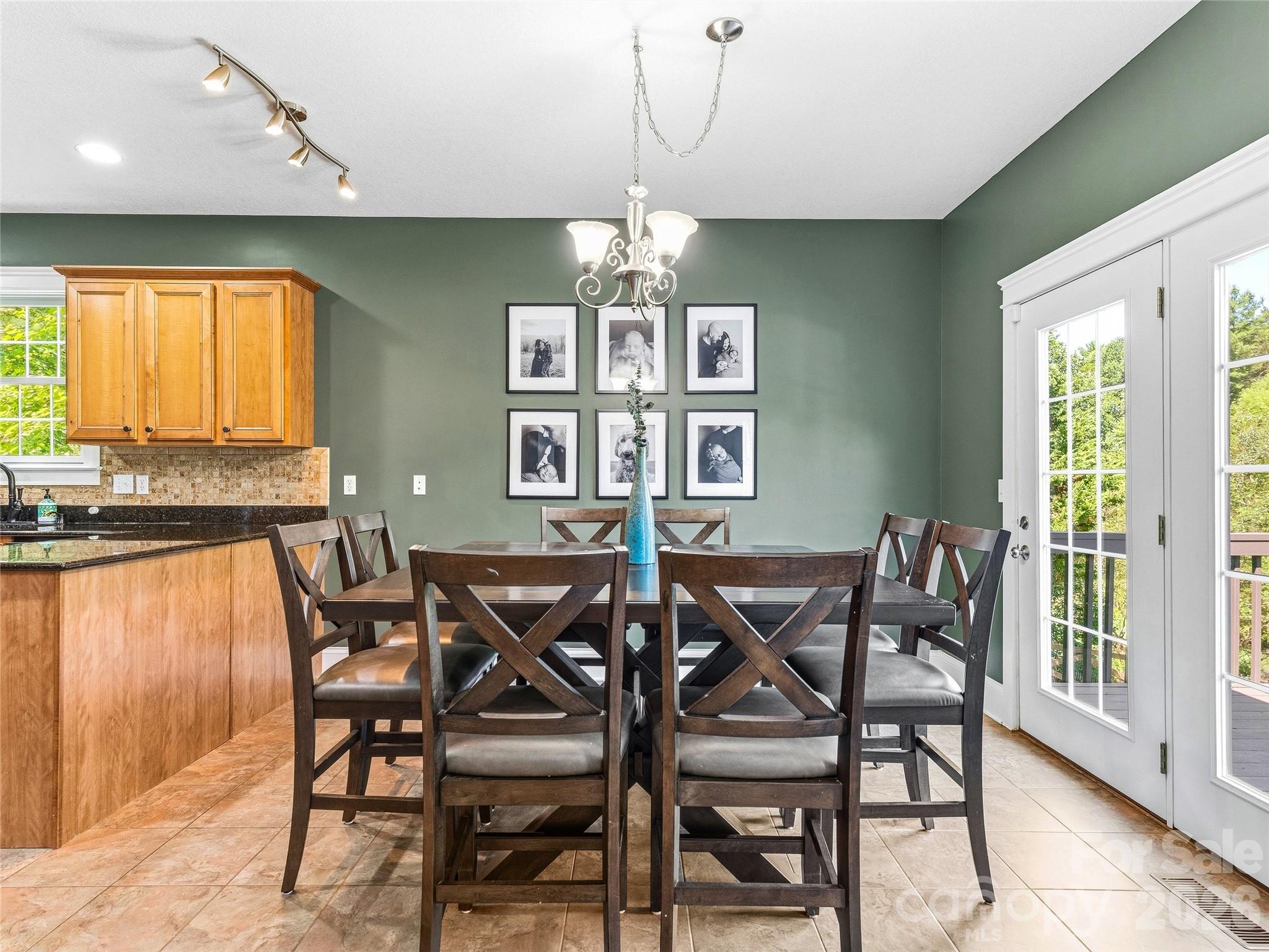 8 Old Farm House Road Property Photo 12