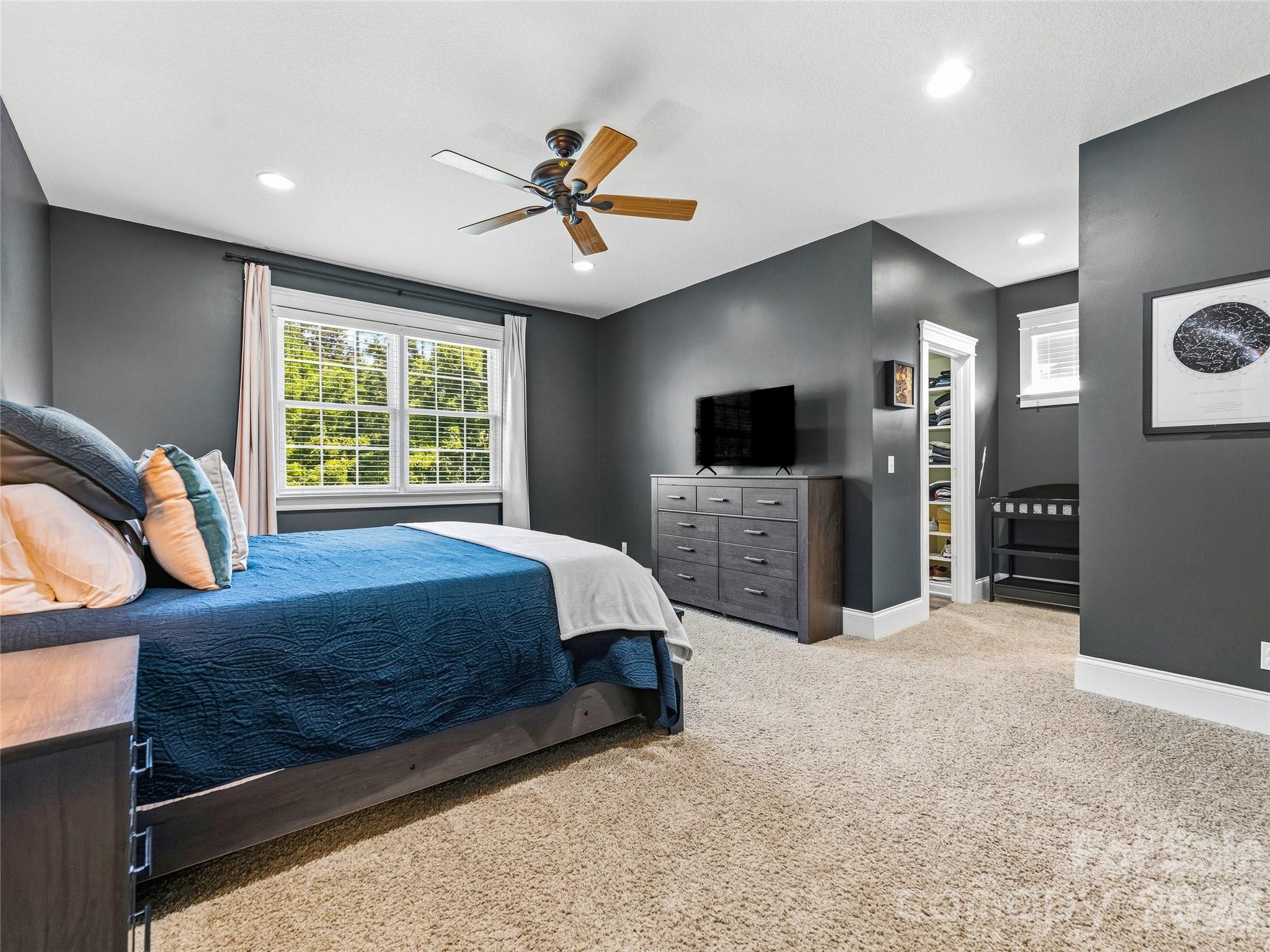8 Old Farm House Road Property Photo 16