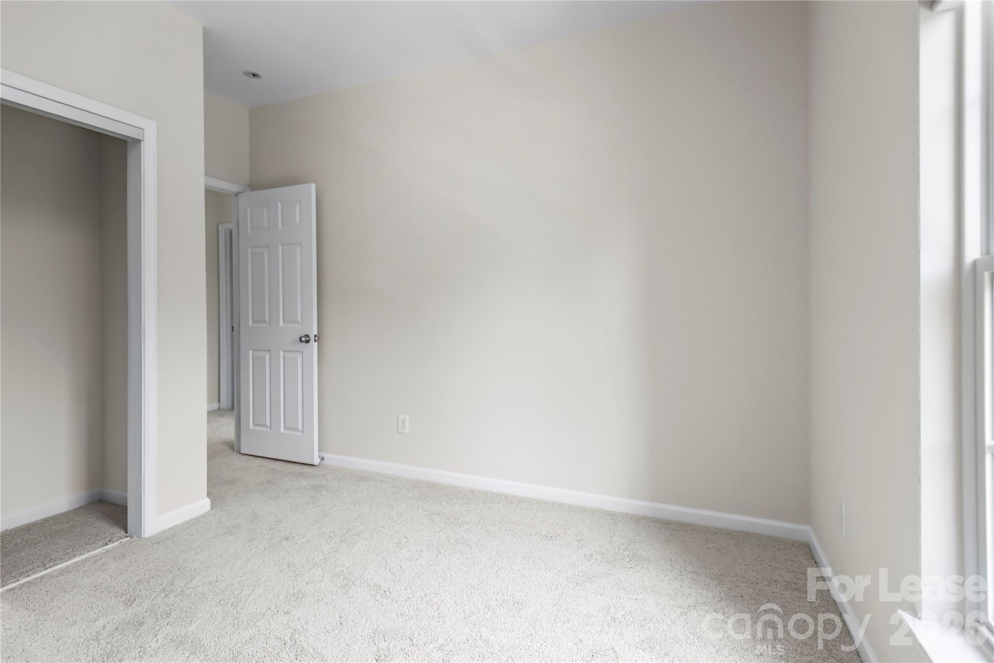 417 Armour Street Property Photo 32