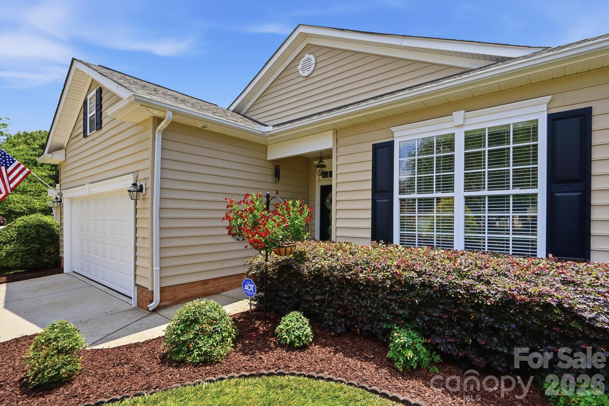 970 Platinum Drive Property Photo 3