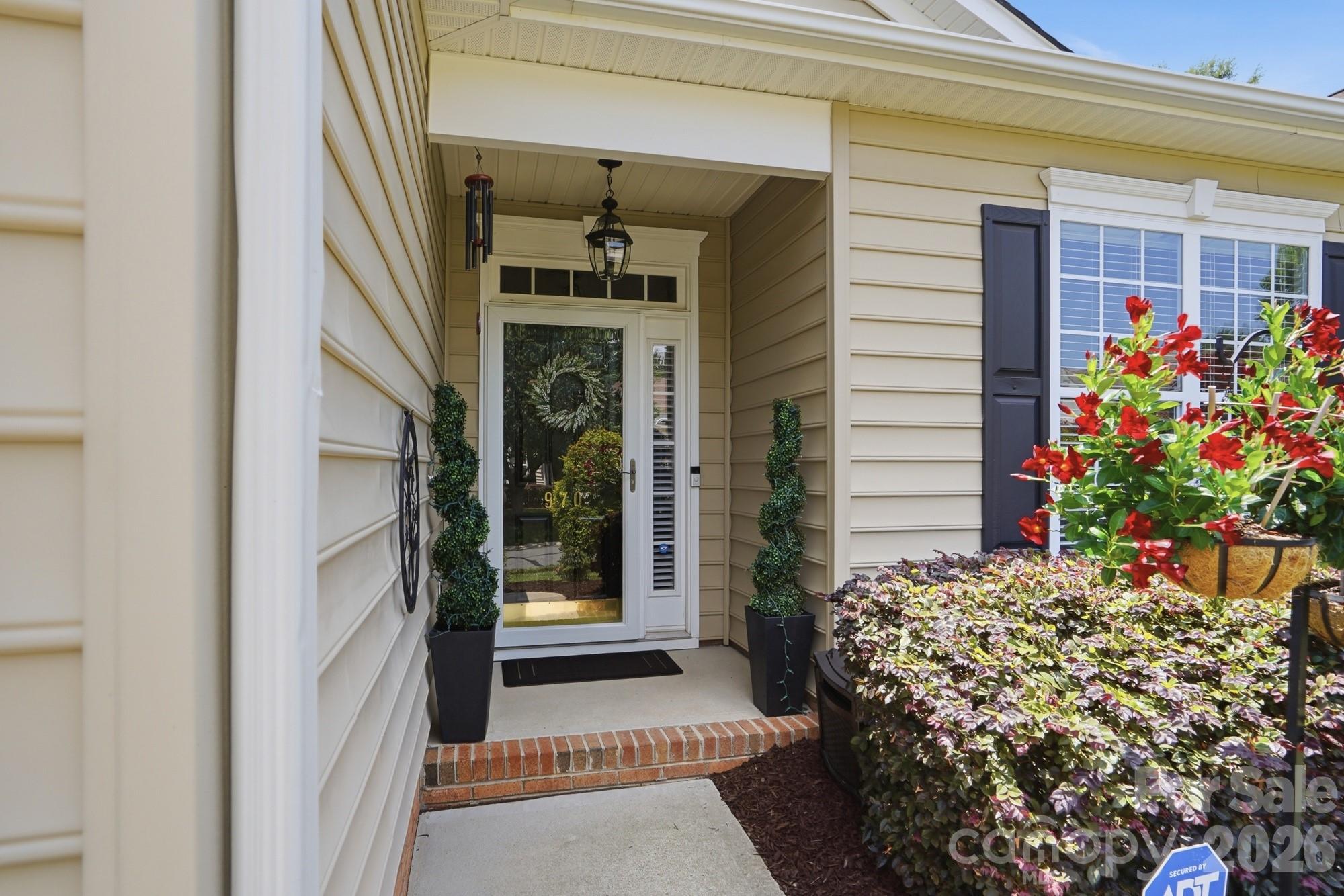 970 Platinum Drive Property Photo 4