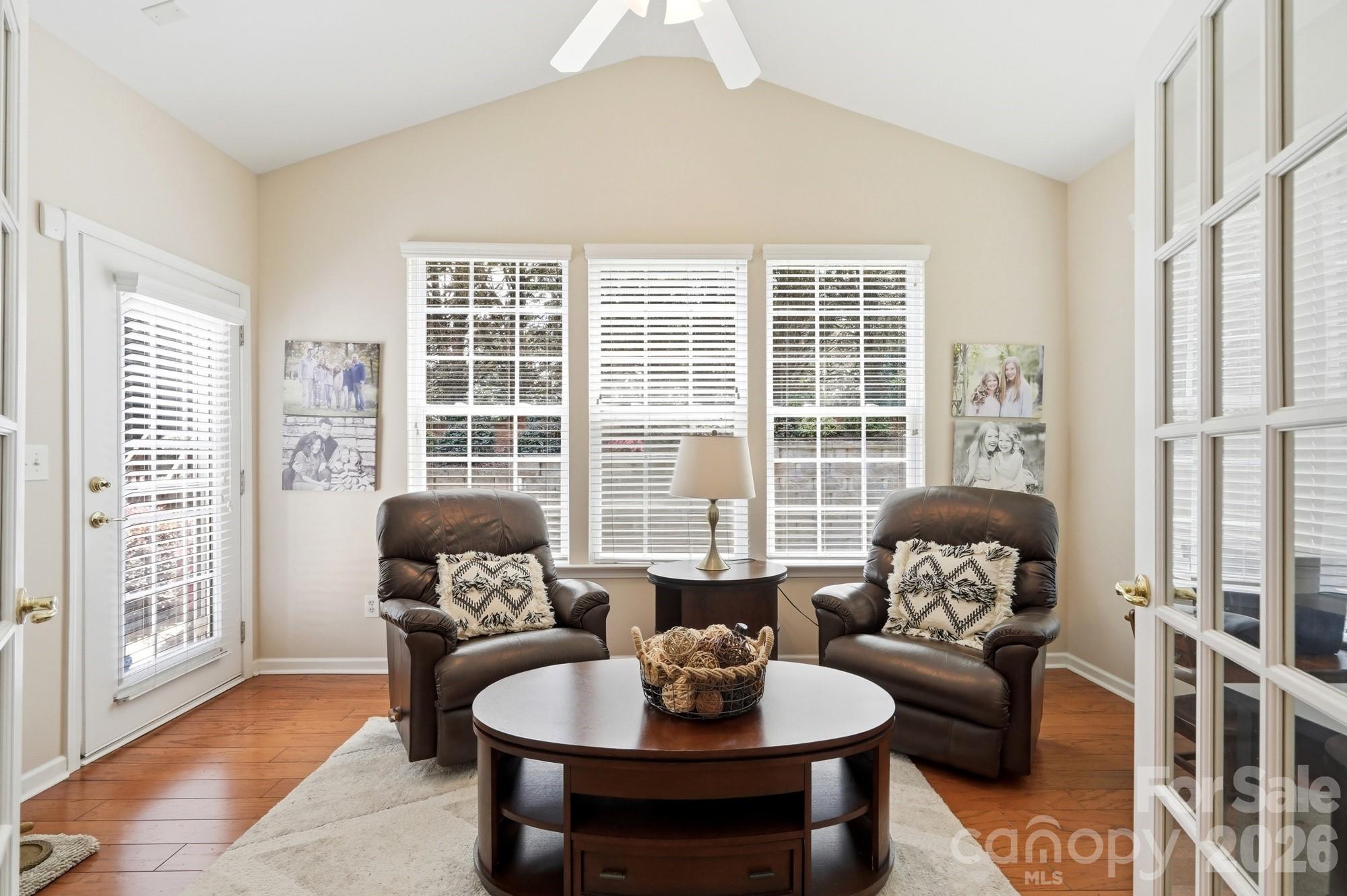 970 Platinum Drive Property Photo 24