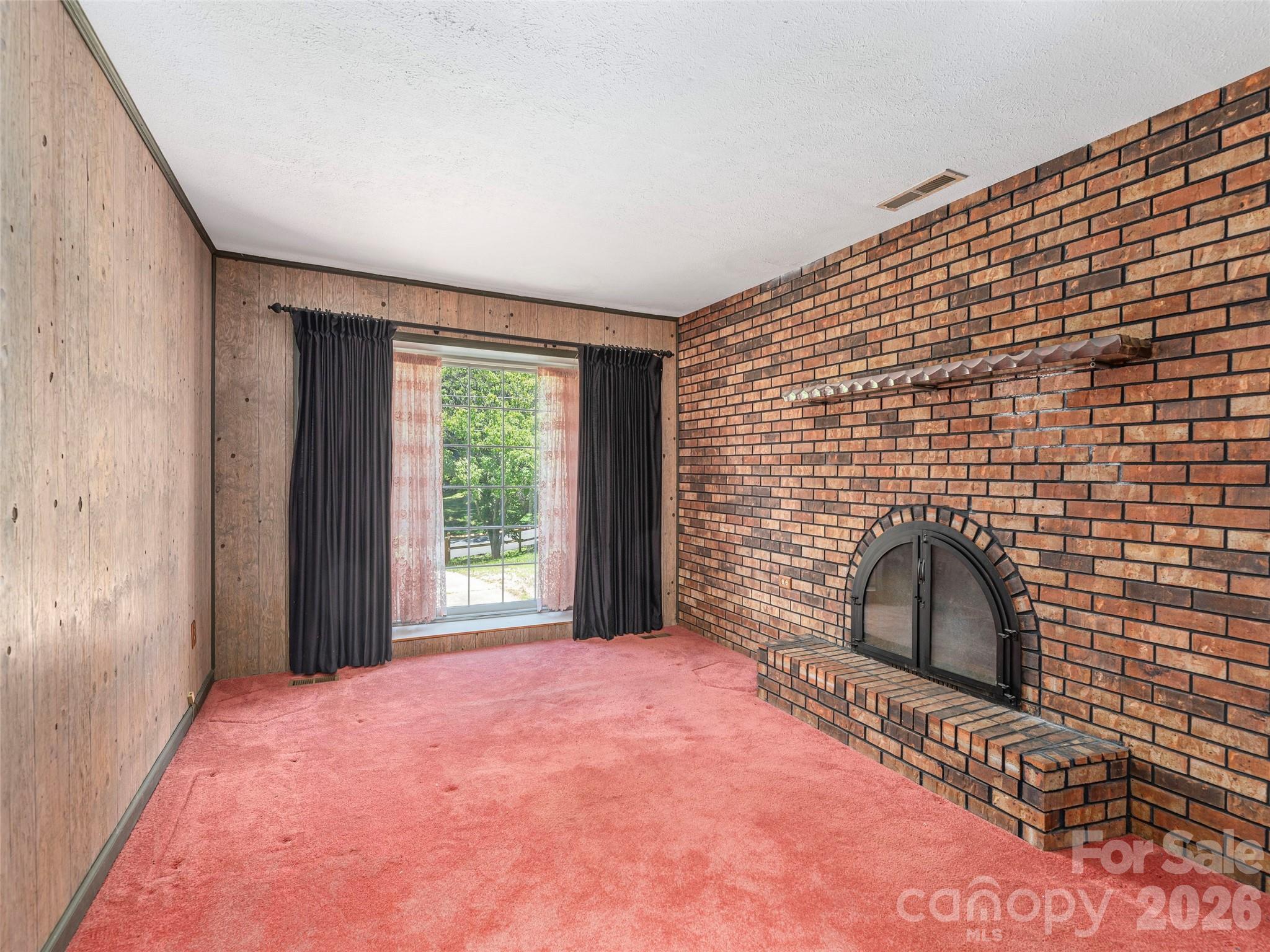 25 Laurel Park Drive Property Photo 7