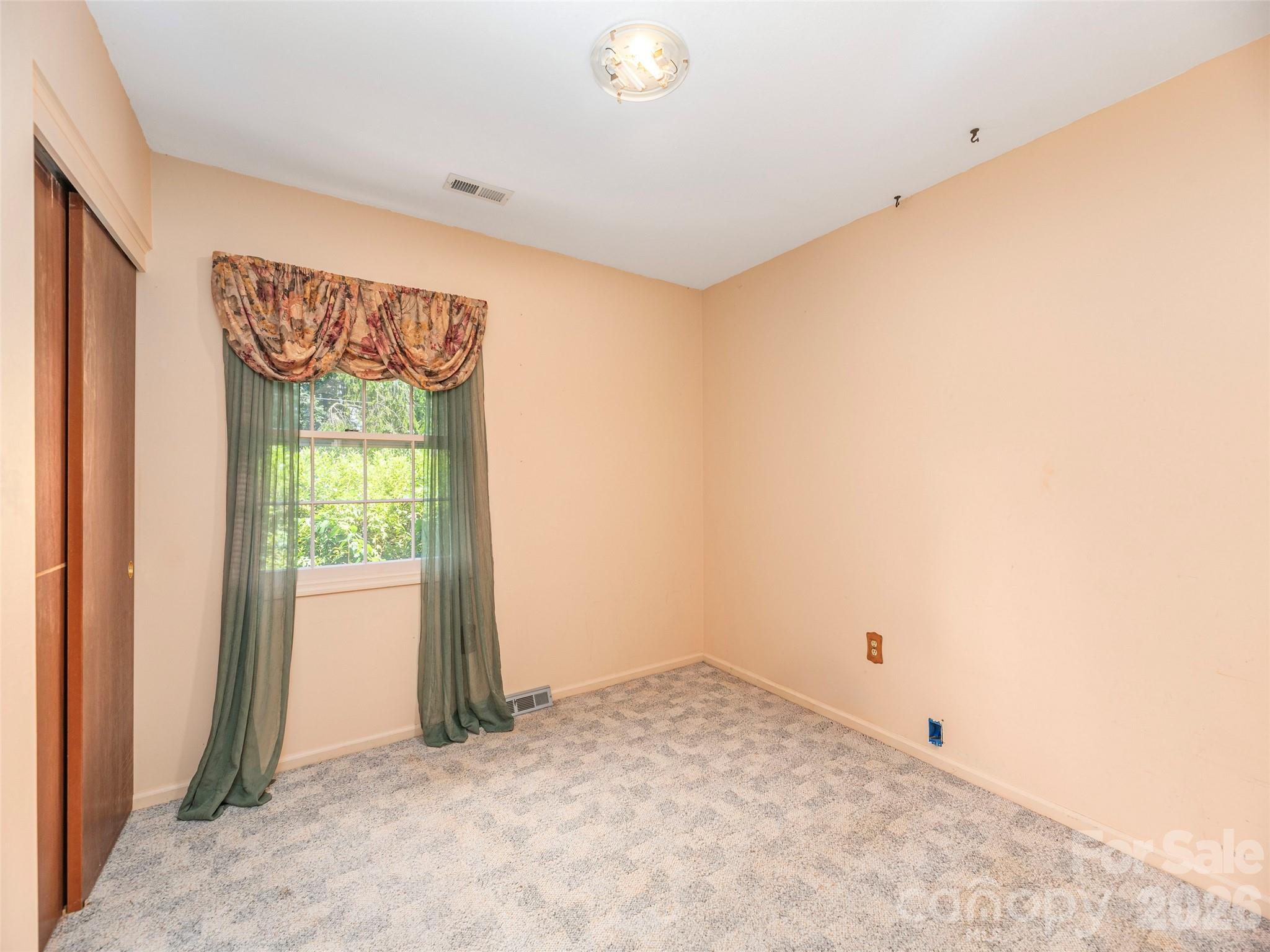25 Laurel Park Drive Property Photo 14