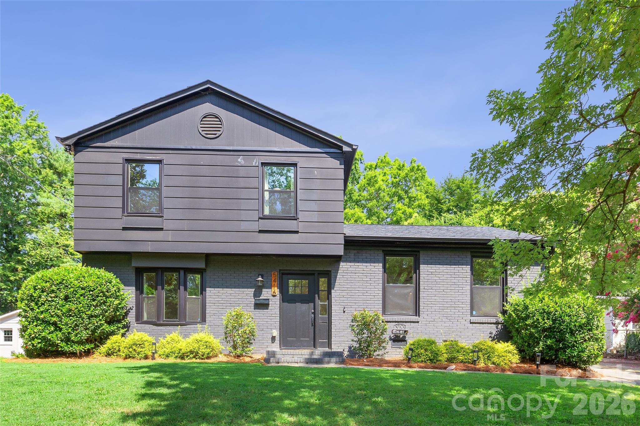5416 Londonderry Road Property Photo 1