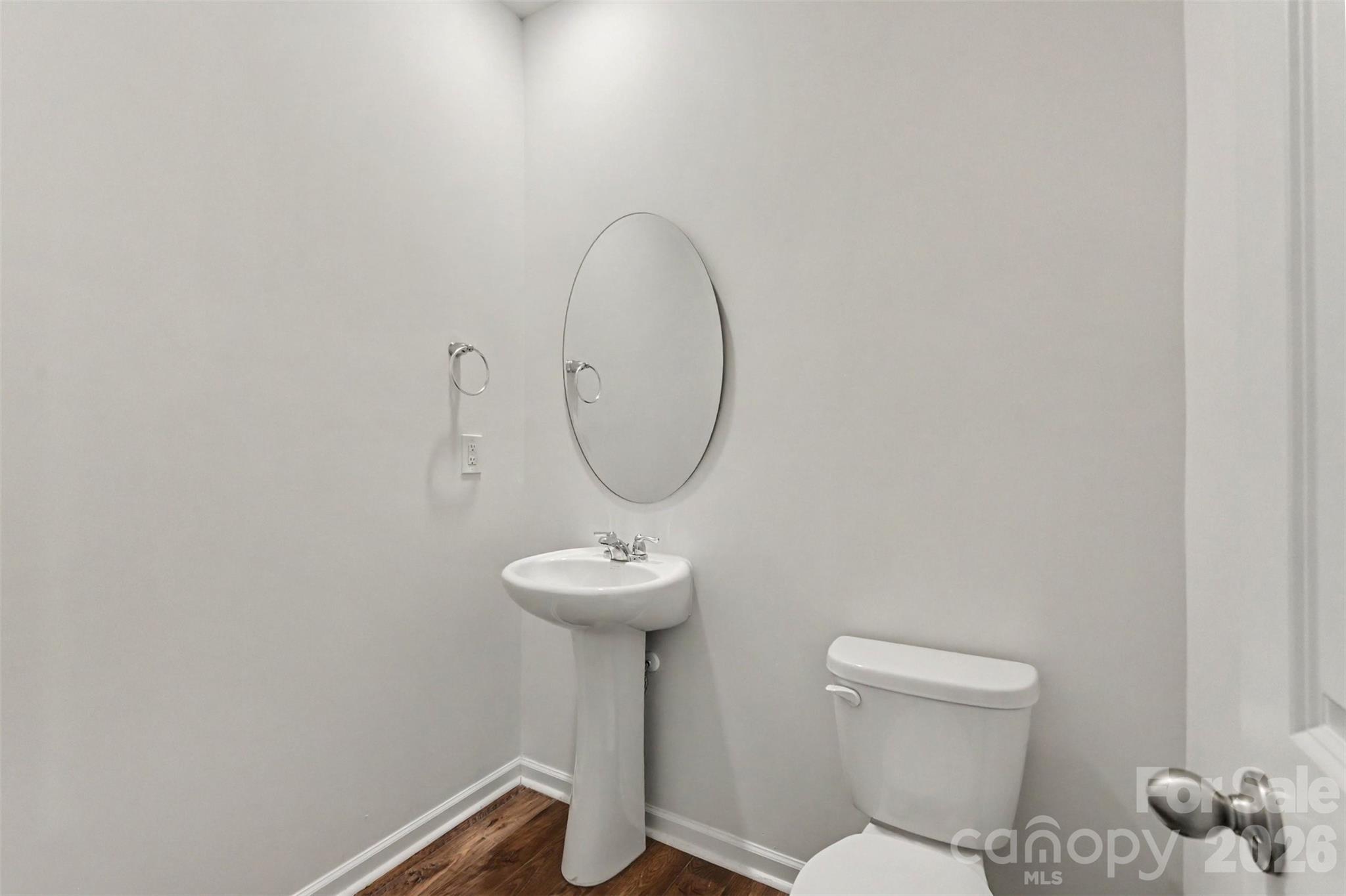 1307 Secrest Commons Drive Property Photo 22