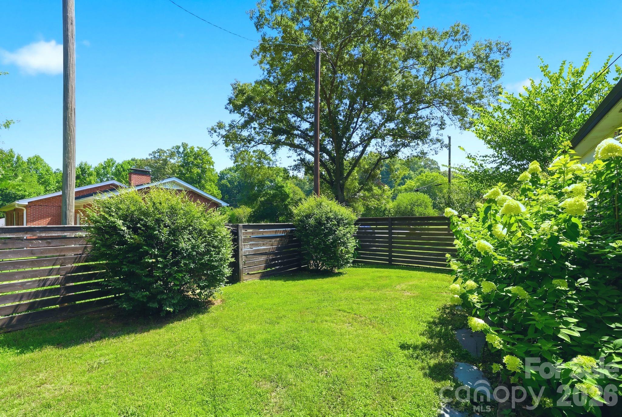 6409 Woodland Circle Property Photo 24