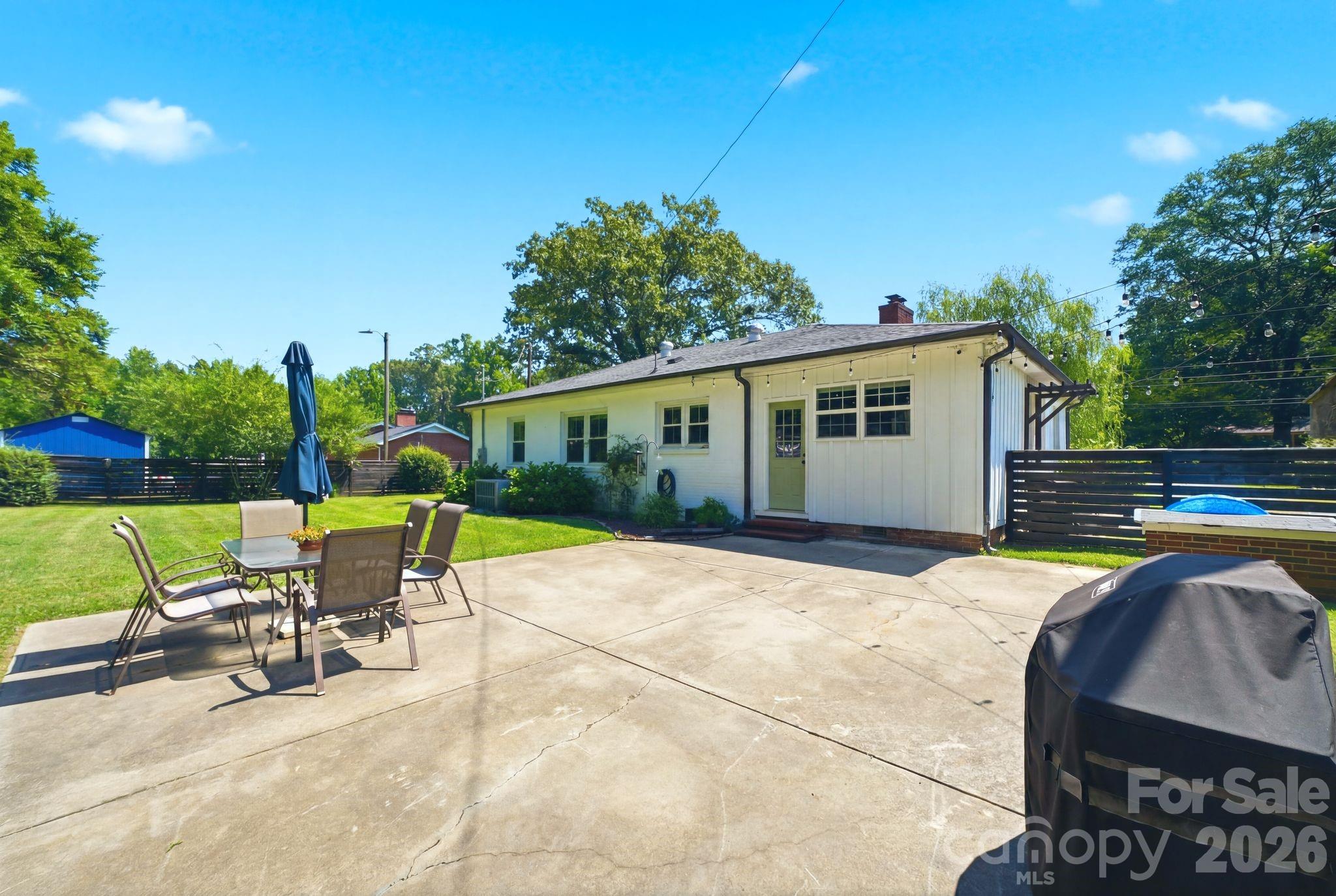 6409 Woodland Circle Property Photo 25