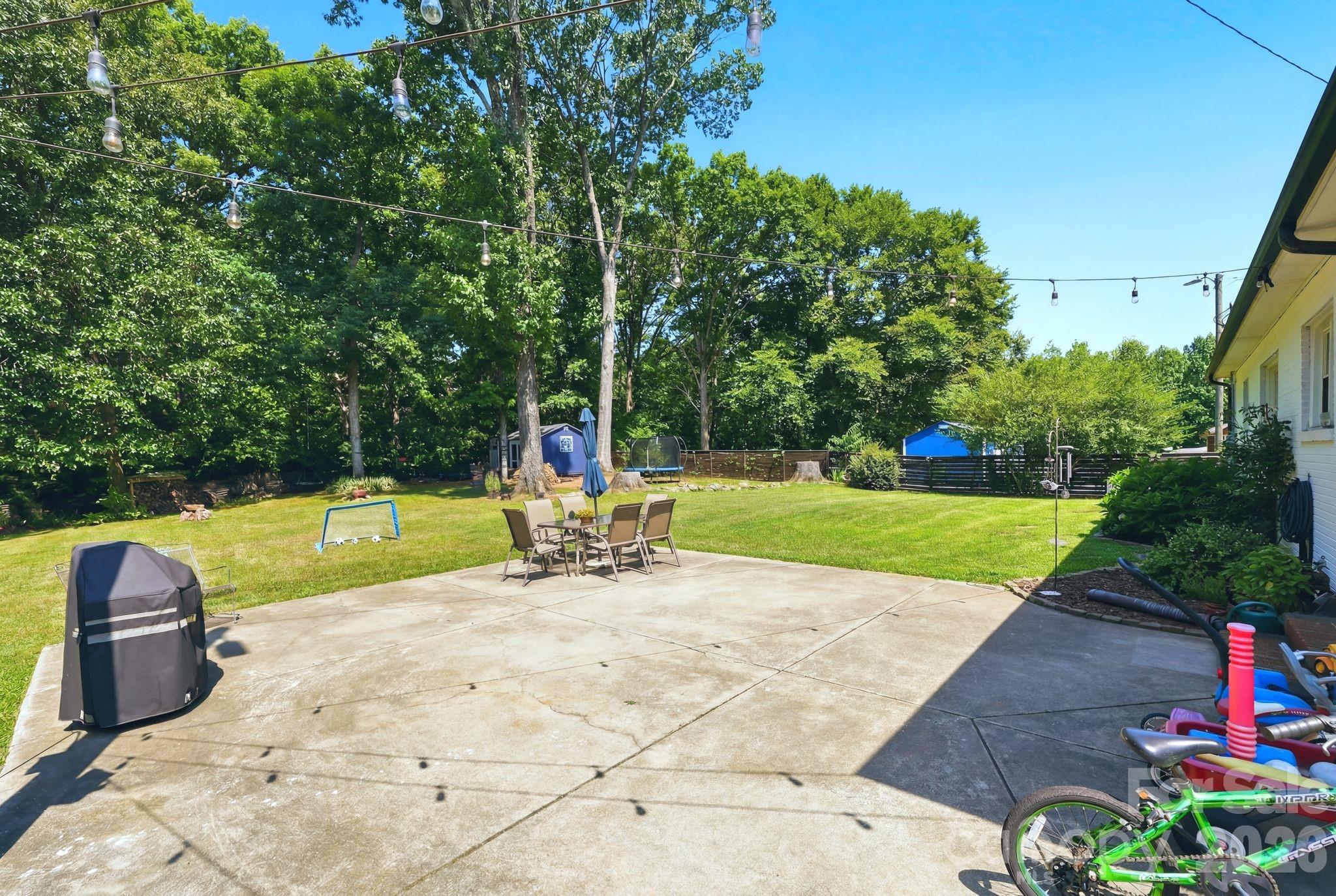 6409 Woodland Circle Property Photo 27