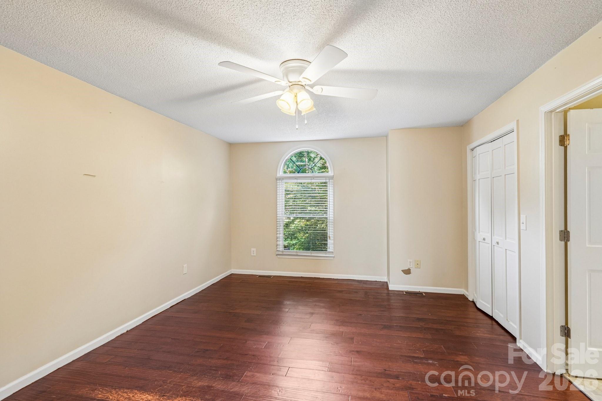 203 Royal Avenue Property Photo 12