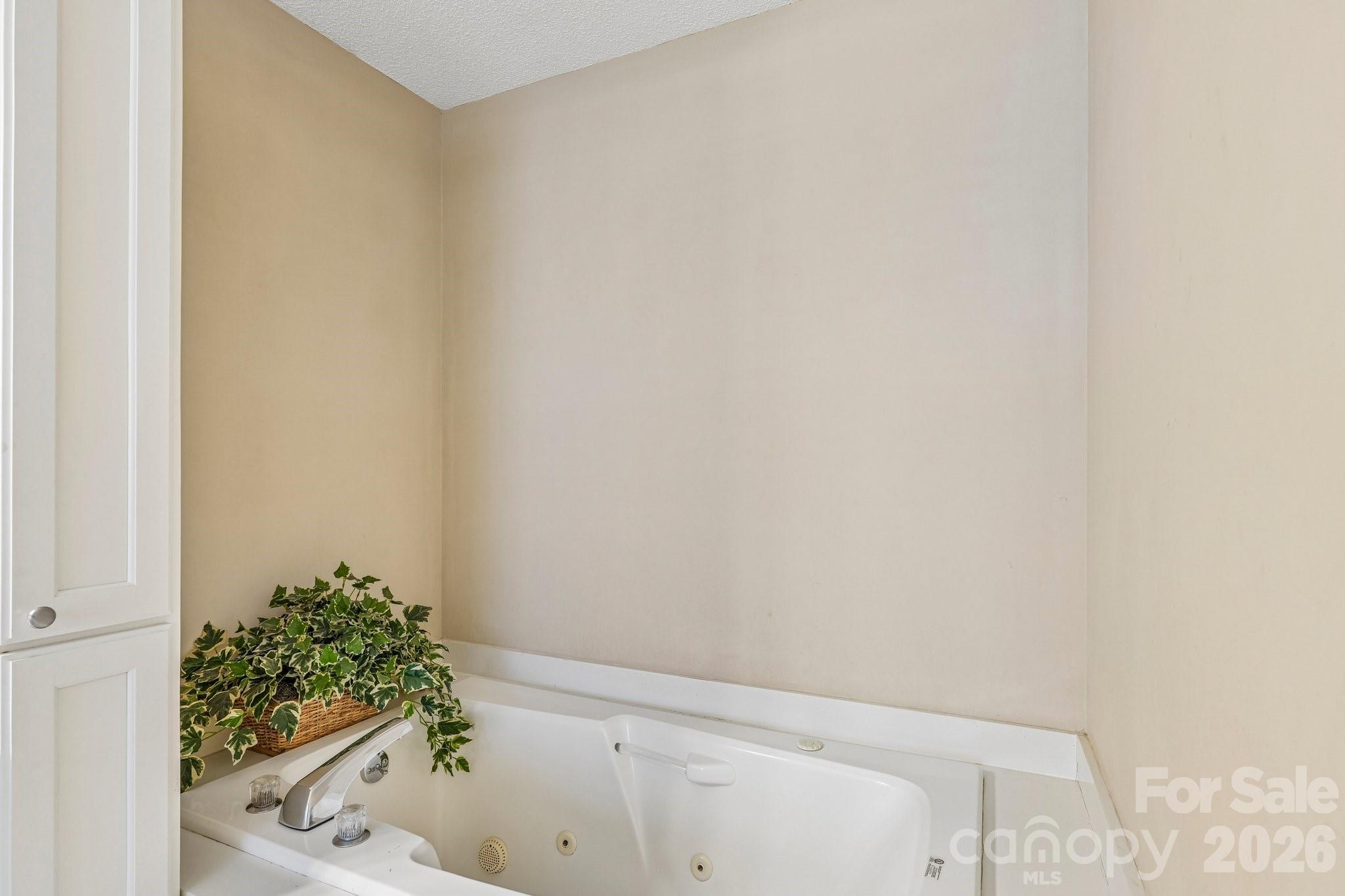 203 Royal Avenue Property Photo 18