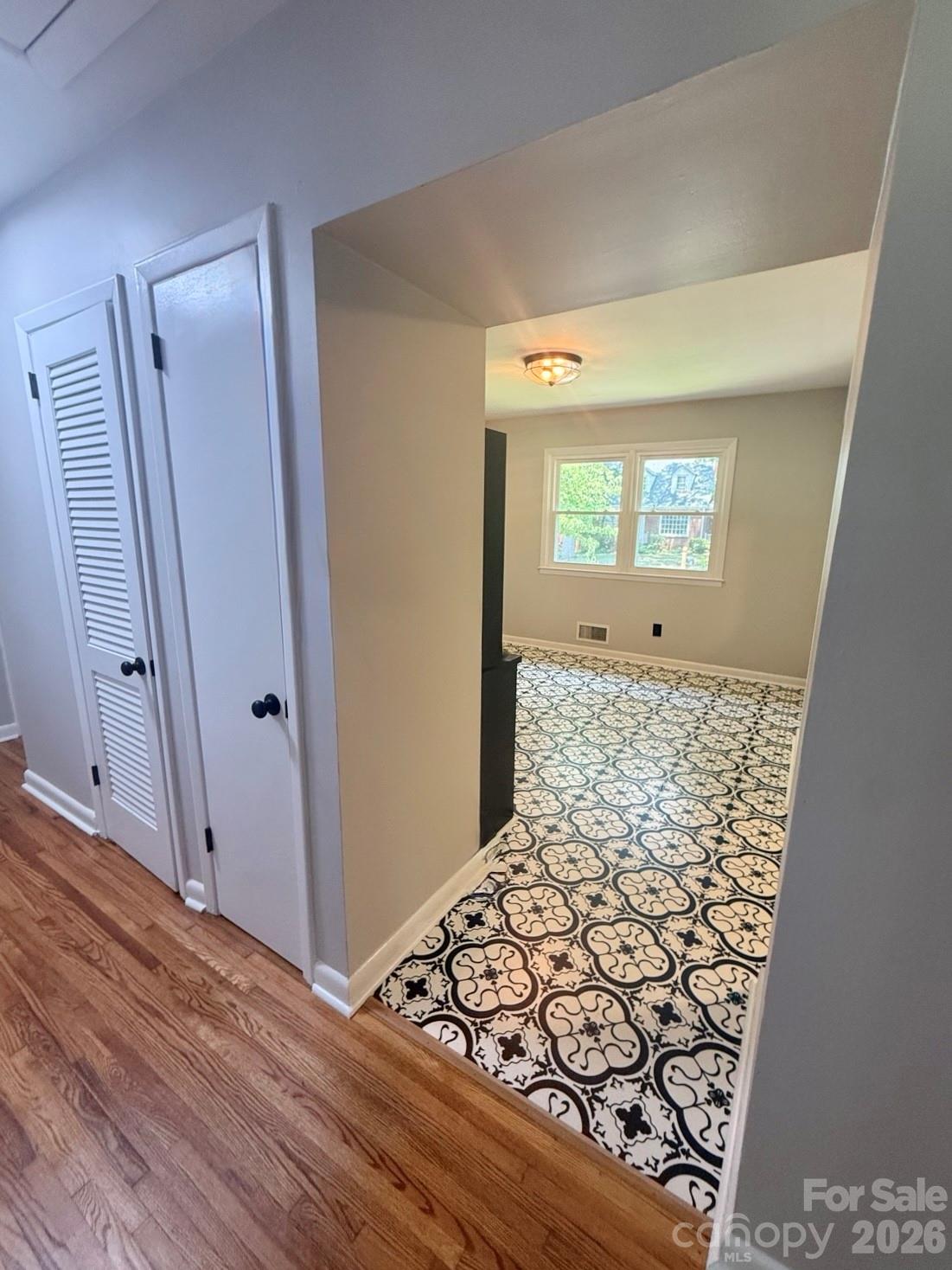 612 Brown Avenue Property Photo 10