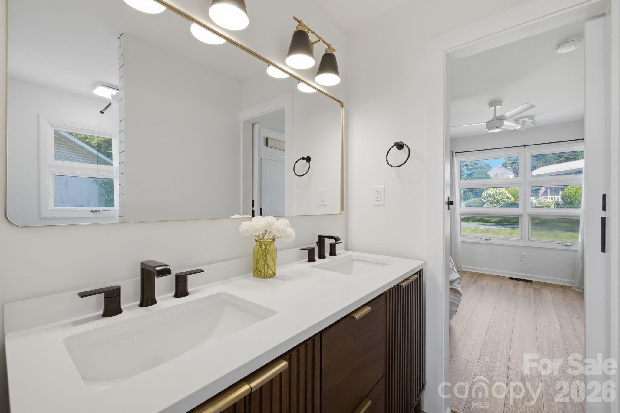 21101 Island Forest Drive Property Photo 23