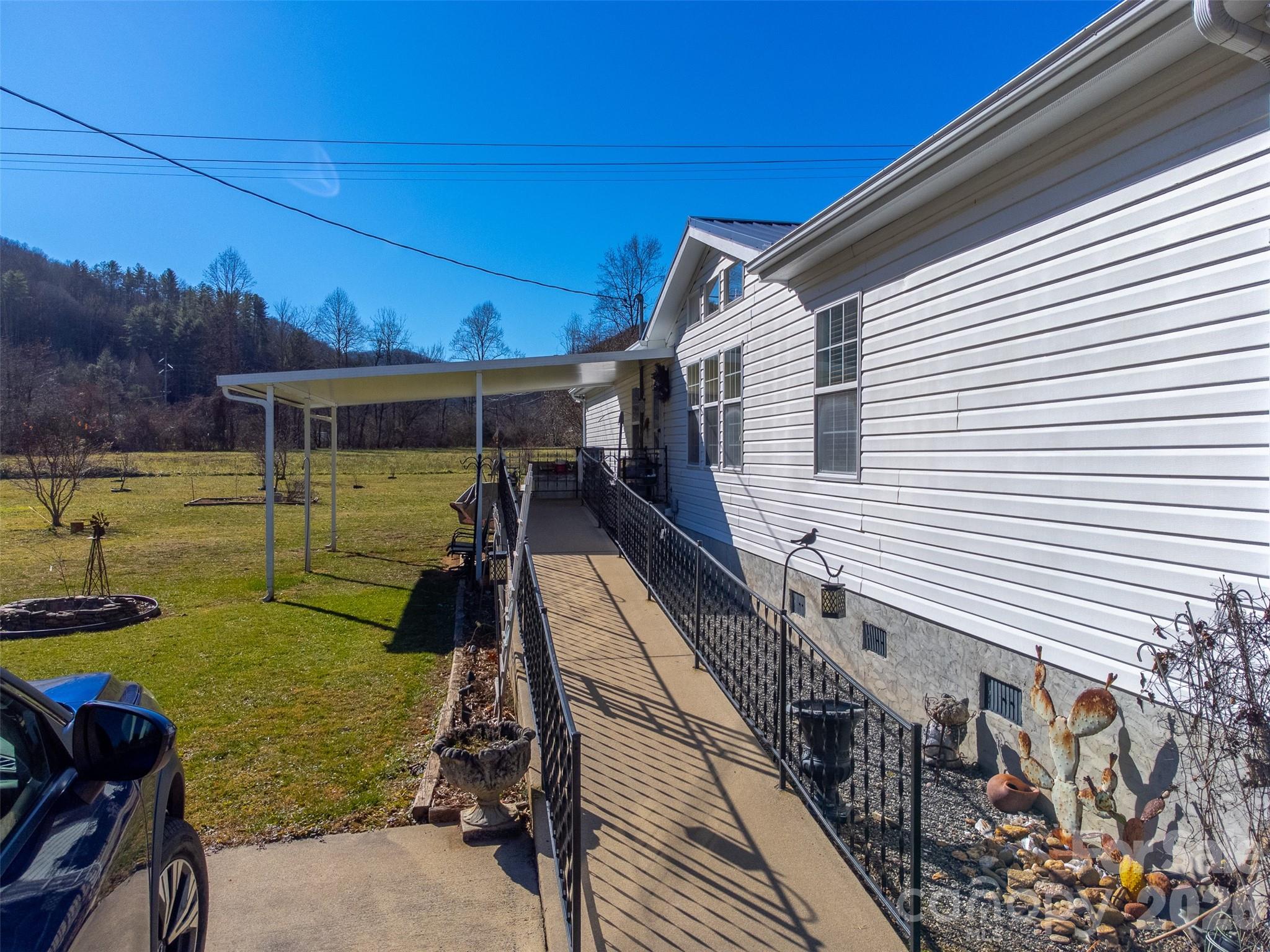 7581 Hwy 441 Highway Property Photo 31