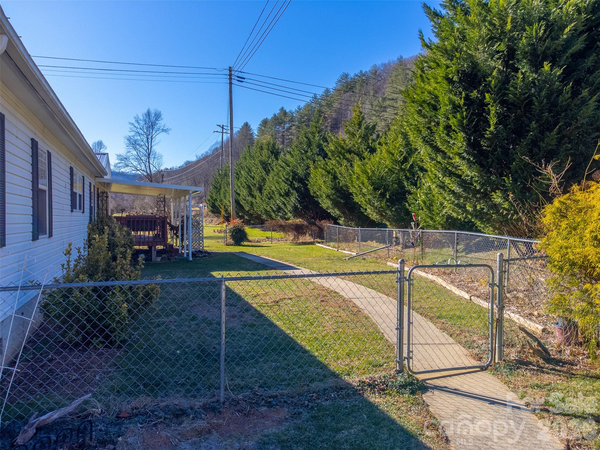 7581 Hwy 441 Highway Property Photo 34