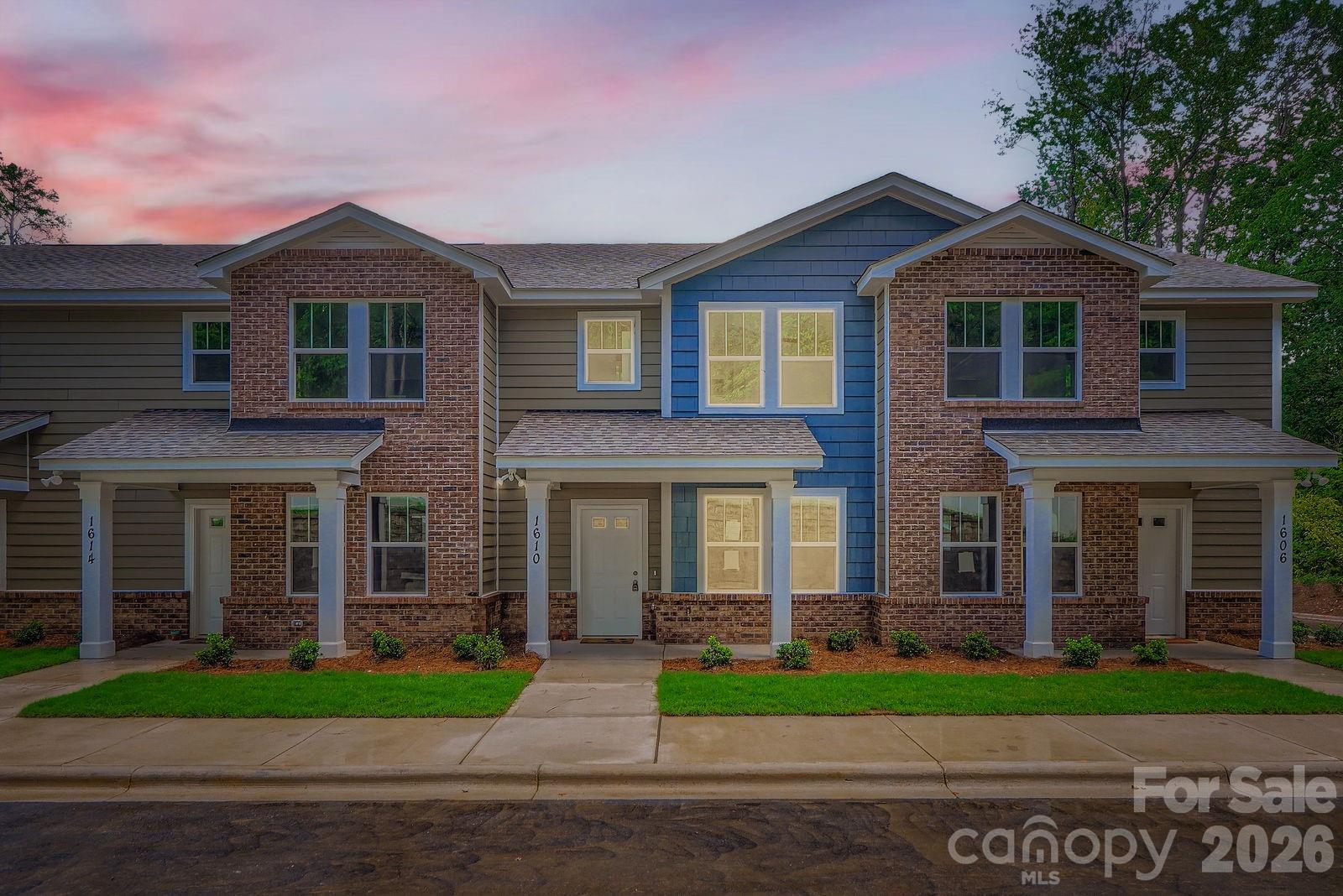1610 Ct Brooks Circle Property Photo 1