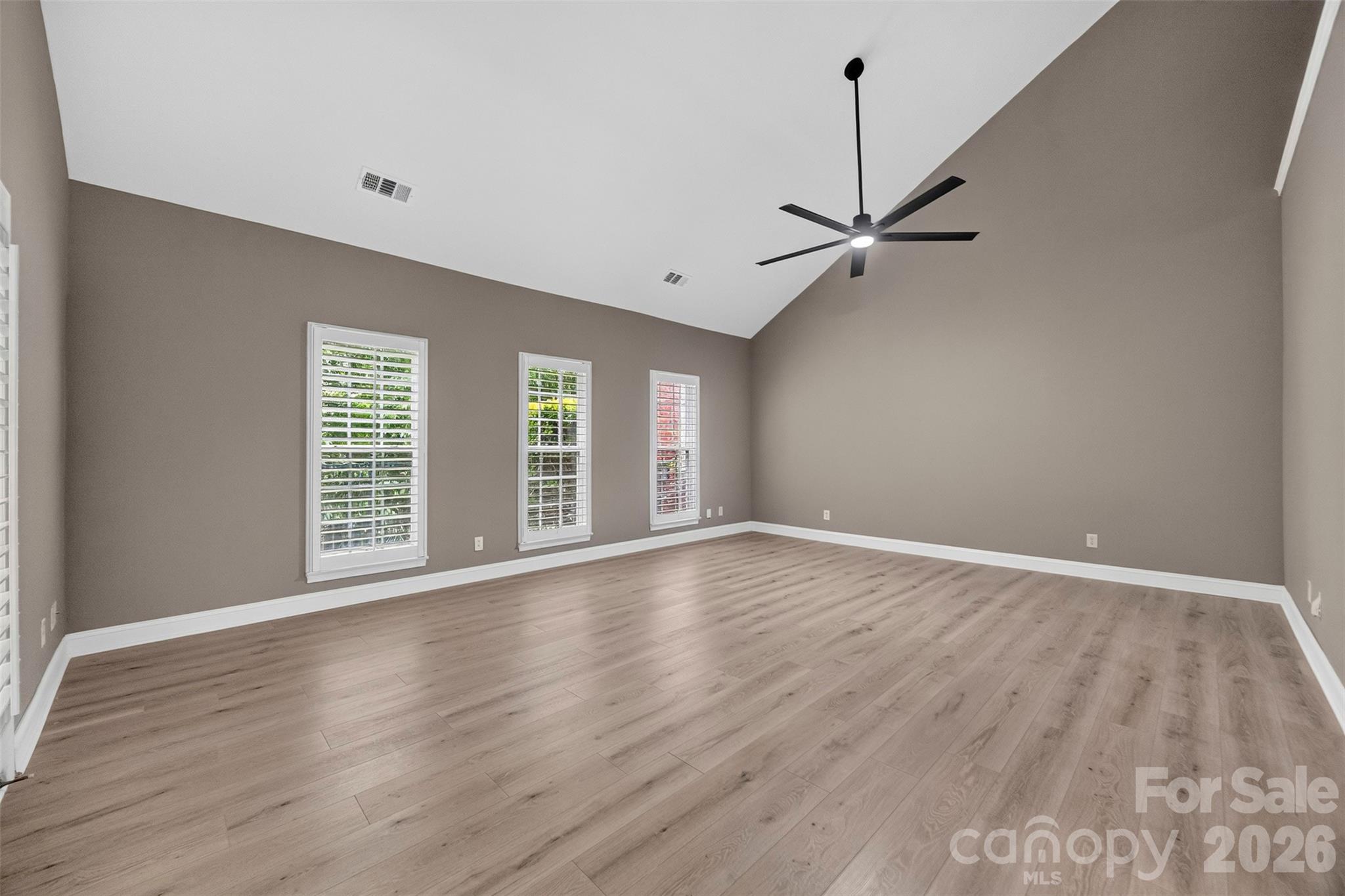 14435 Greenpoint Lane Property Photo 16