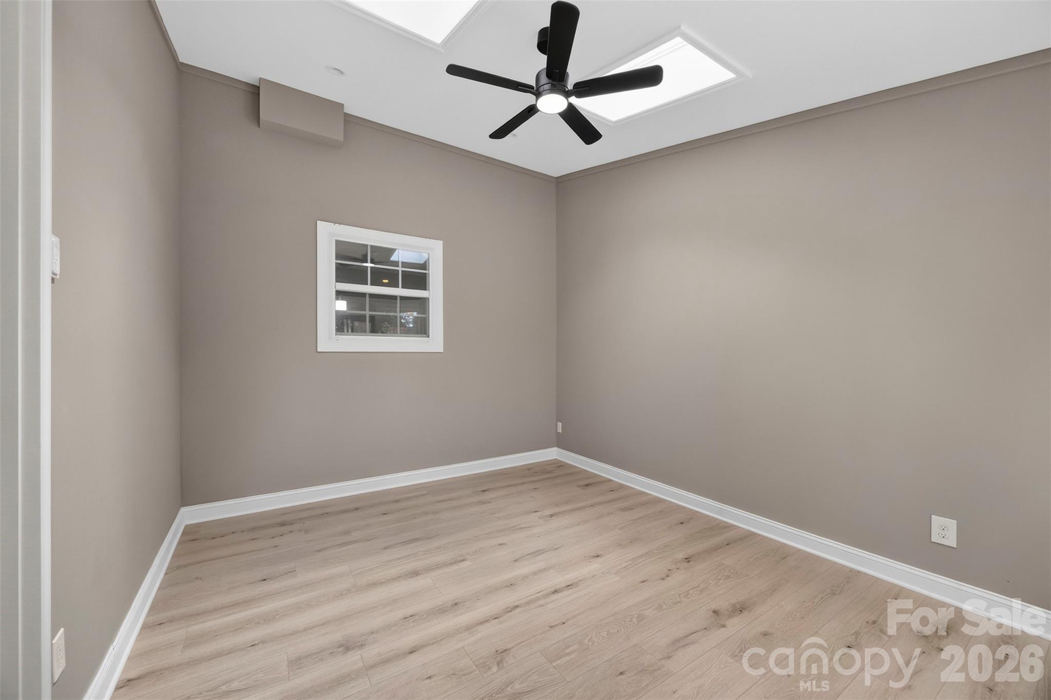 14435 Greenpoint Lane Property Photo 18