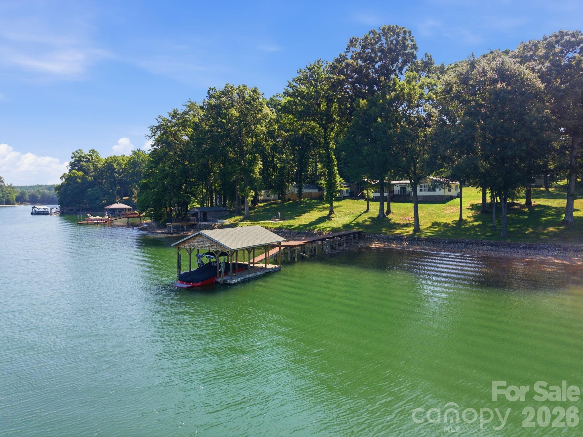 1367 Roundstone Road Property Photo 2
