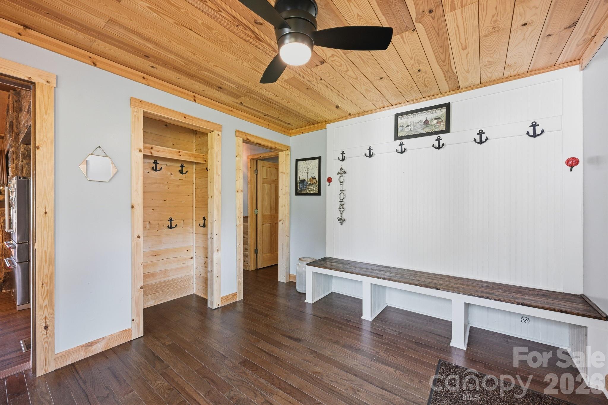 1367 Roundstone Road Property Photo 6