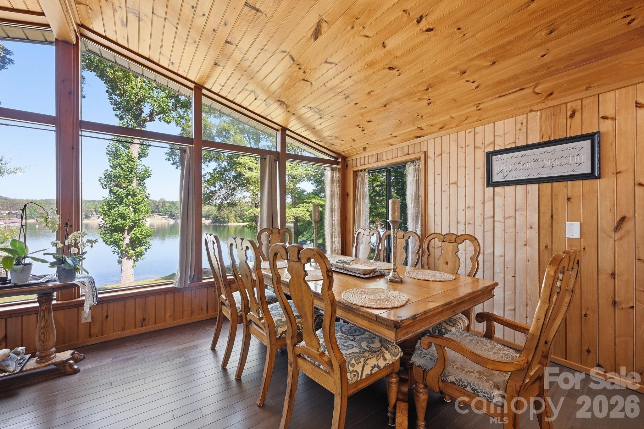 1367 Roundstone Road Property Photo 18