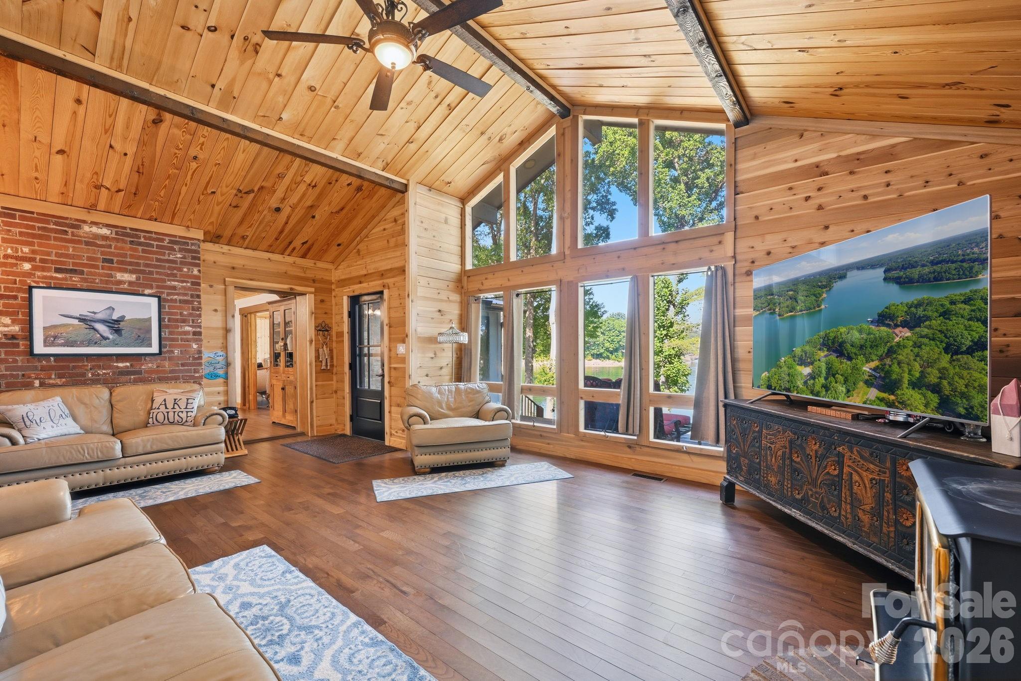 1367 Roundstone Road Property Photo 20