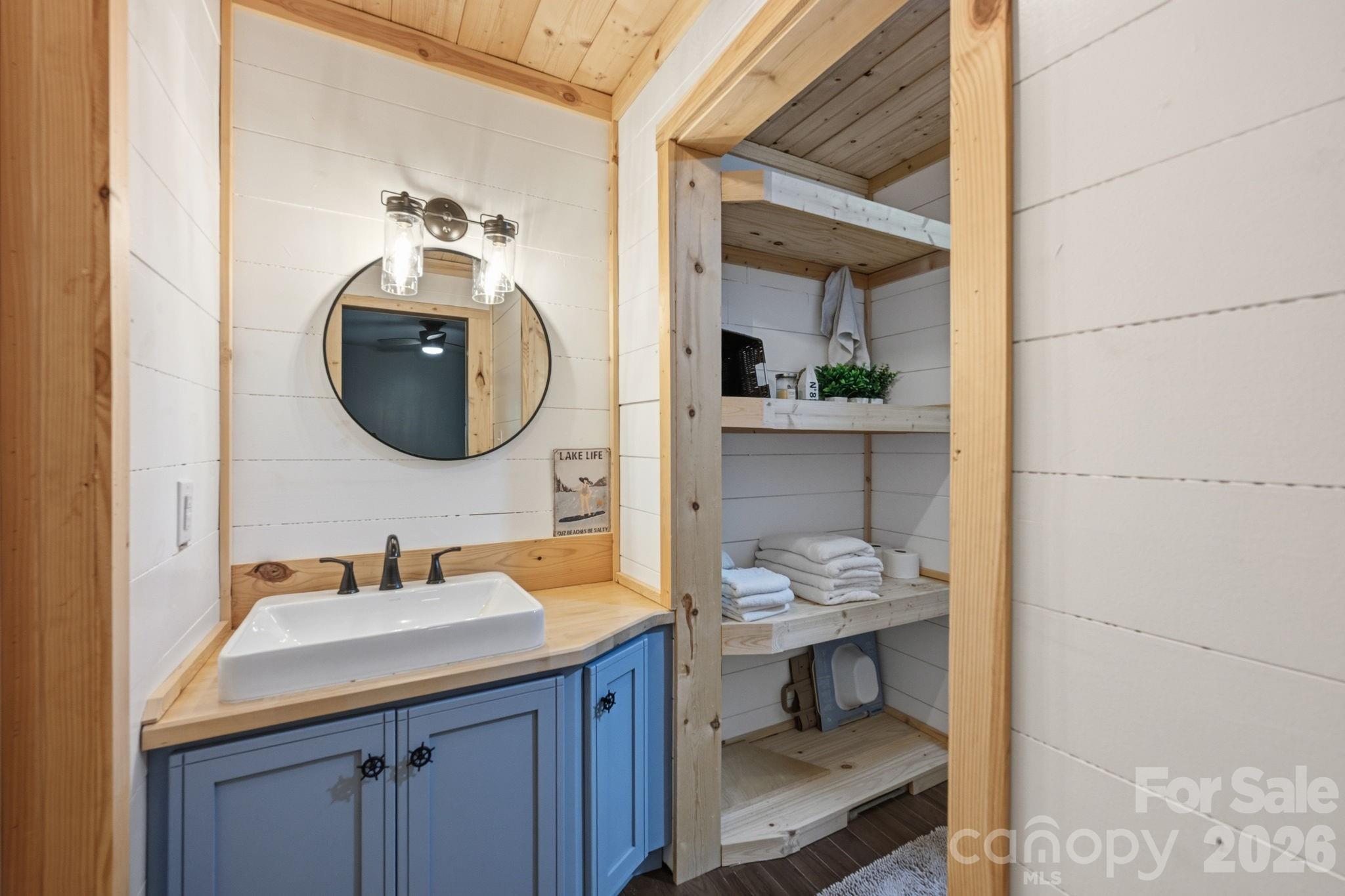 1367 Roundstone Road Property Photo 30
